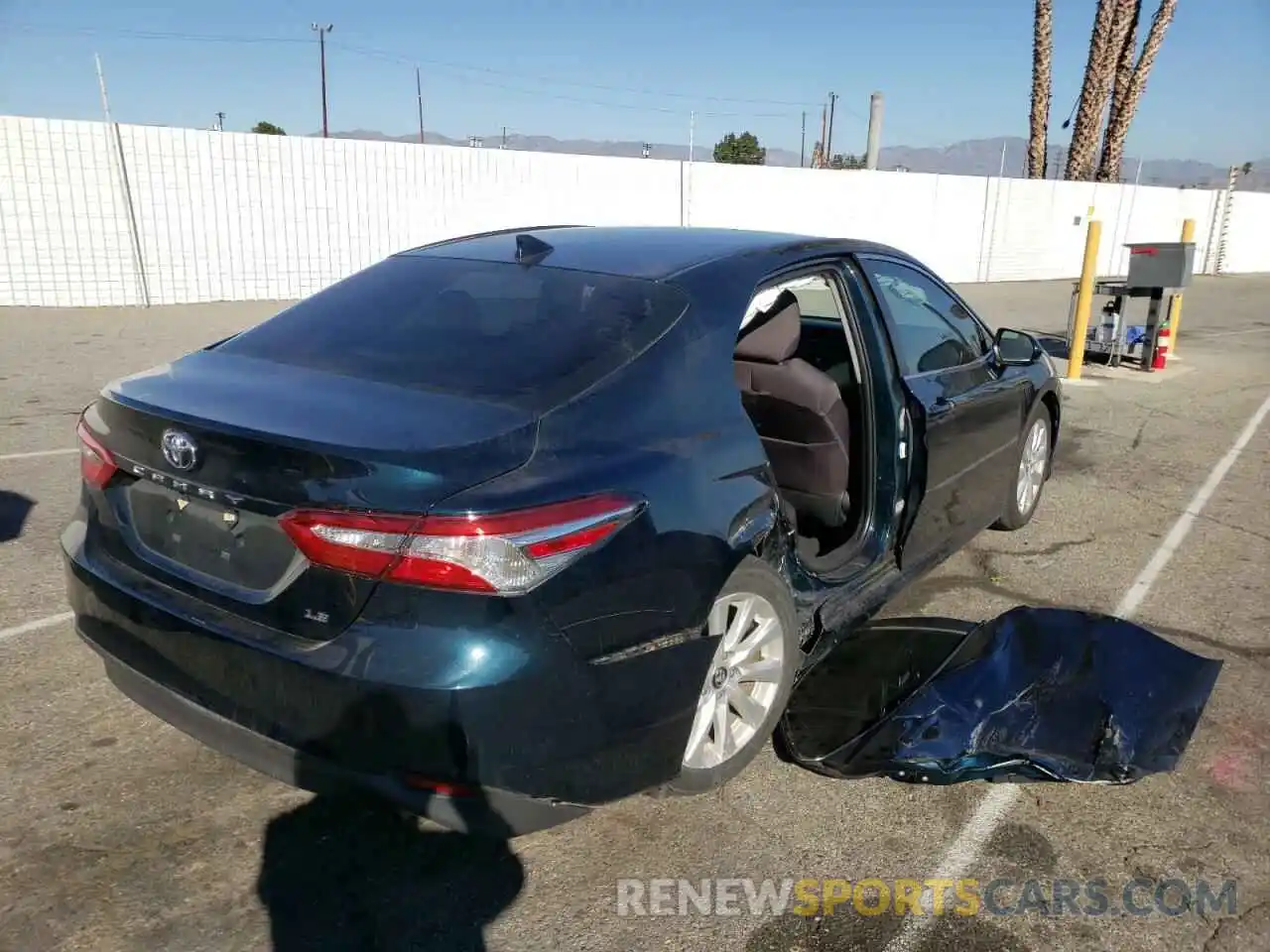 4 Photograph of a damaged car 4T1B11HK6KU254255 TOYOTA CAMRY 2019