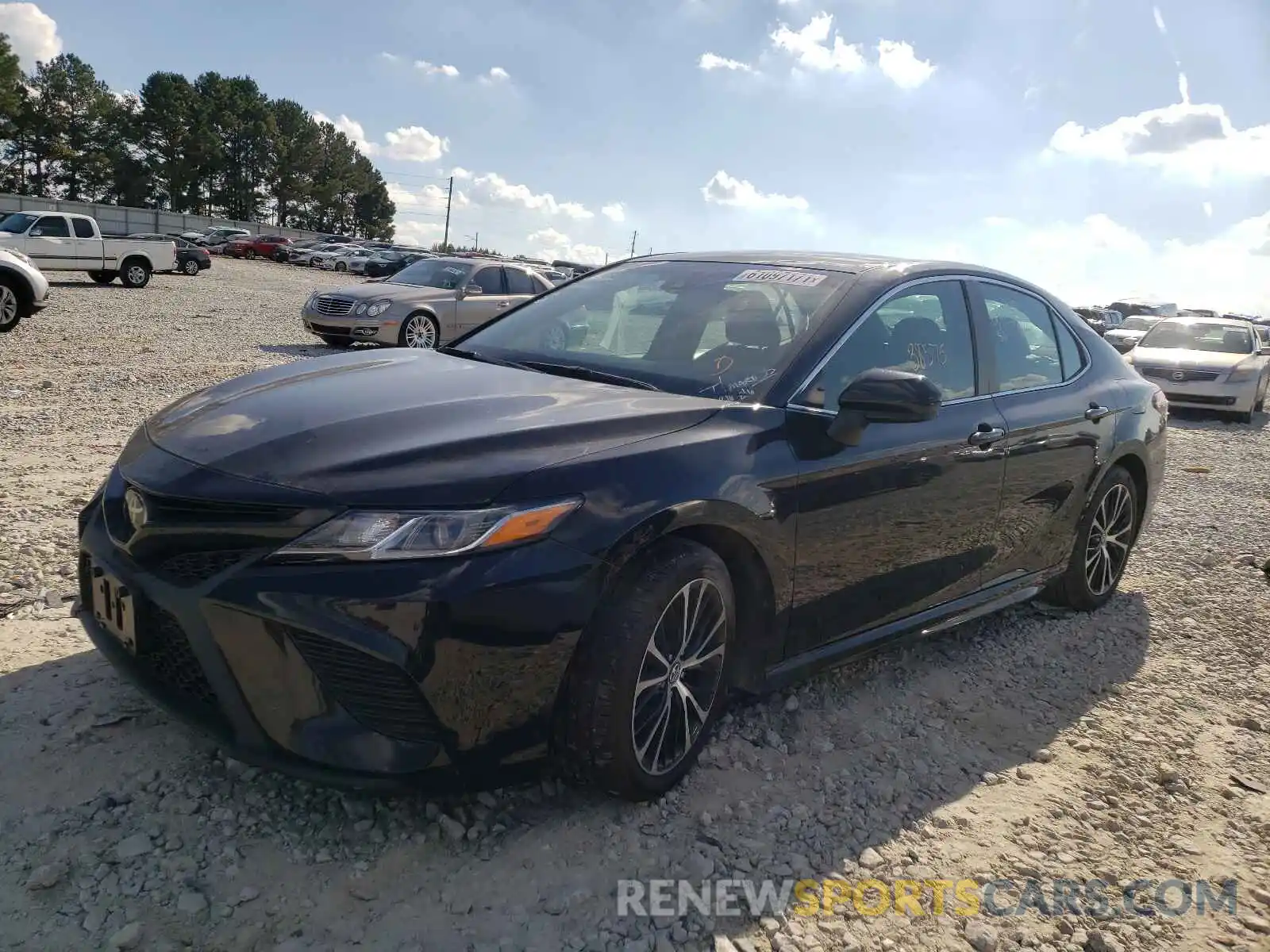 2 Photograph of a damaged car 4T1B11HK6KU254580 TOYOTA CAMRY 2019