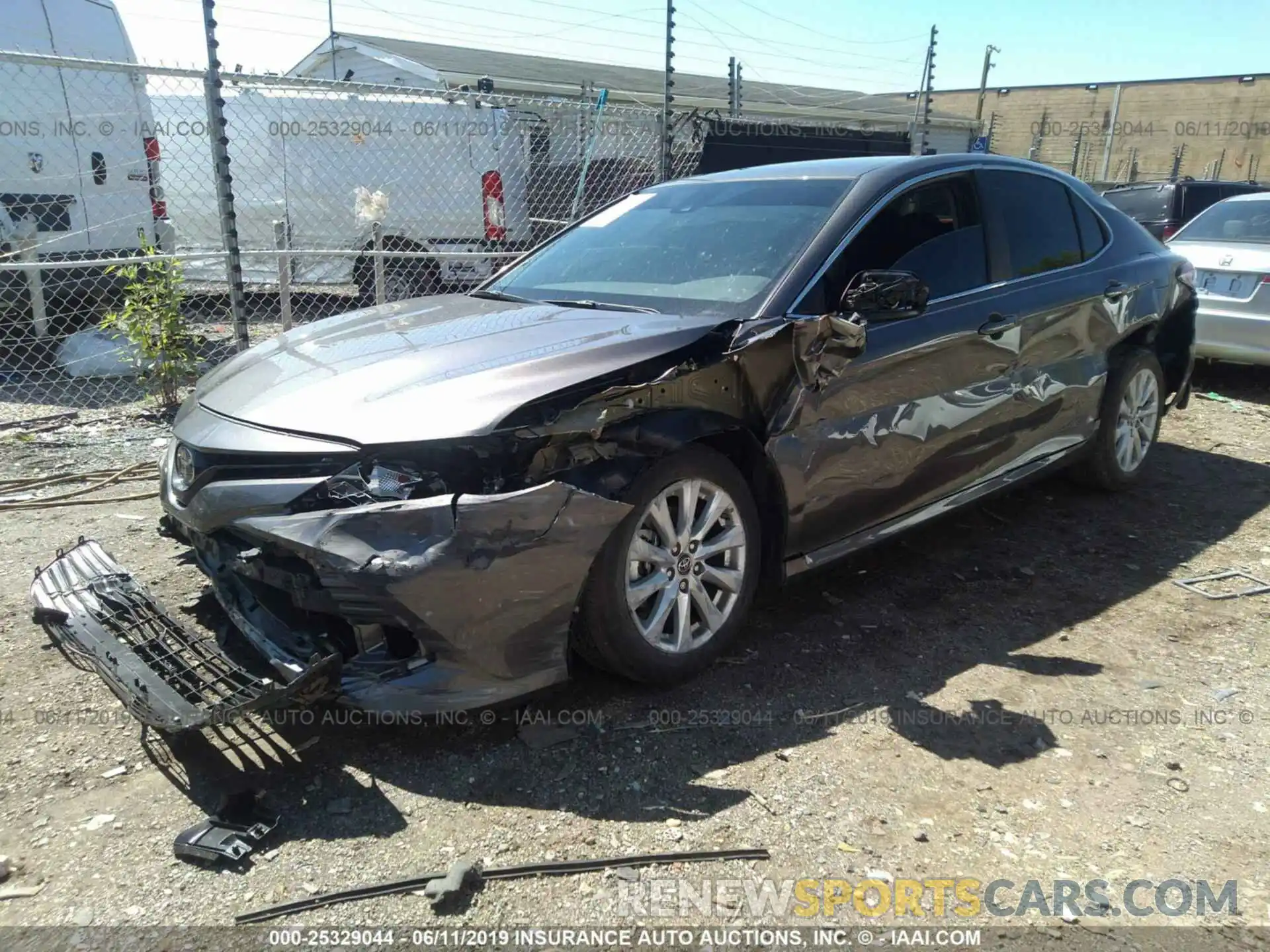 2 Photograph of a damaged car 4T1B11HK6KU254613 TOYOTA CAMRY 2019