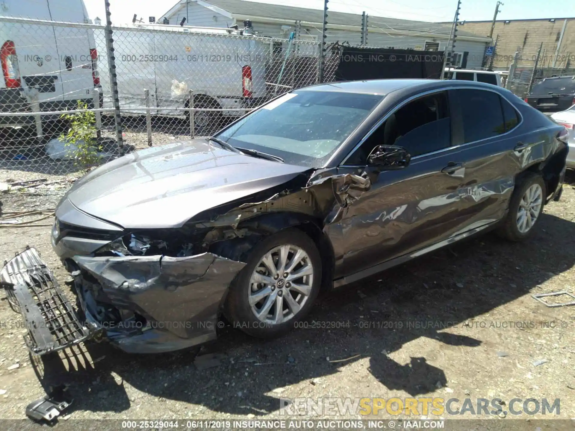 6 Фотография поврежденного автомобиля 4T1B11HK6KU254613 TOYOTA CAMRY 2019