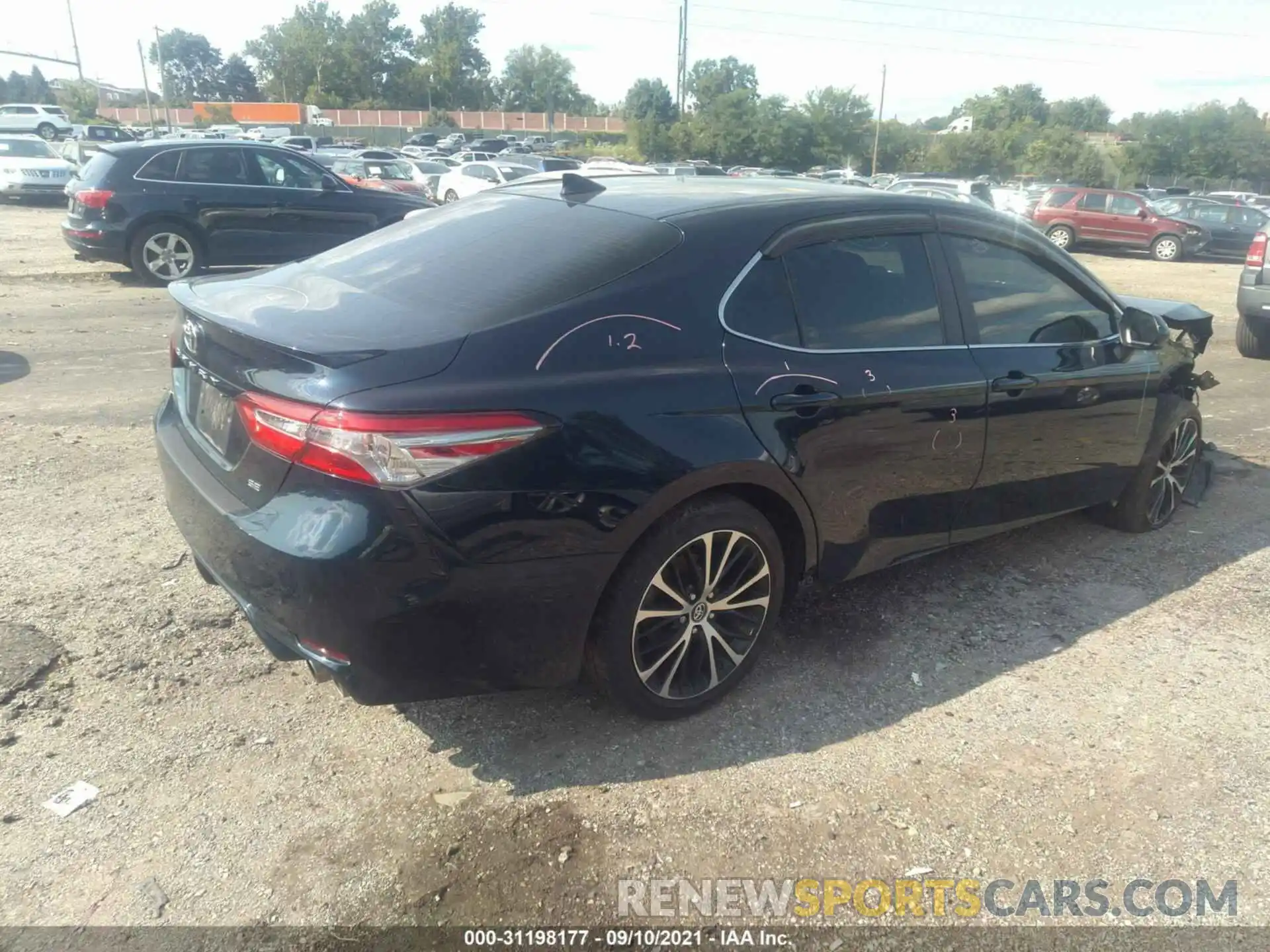 4 Photograph of a damaged car 4T1B11HK6KU254627 TOYOTA CAMRY 2019