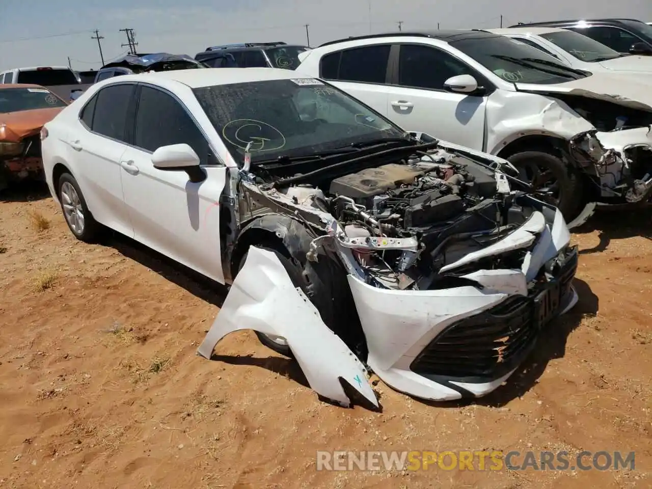 1 Photograph of a damaged car 4T1B11HK6KU255082 TOYOTA CAMRY 2019