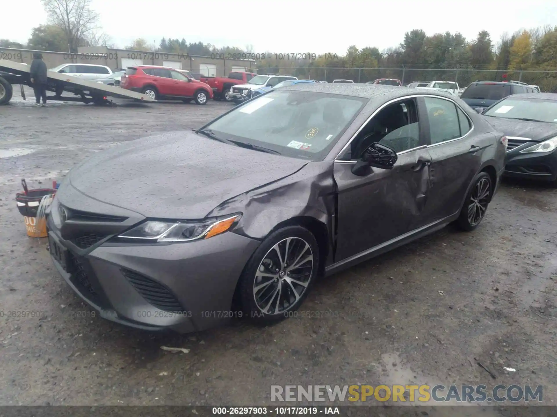 2 Photograph of a damaged car 4T1B11HK6KU256071 TOYOTA CAMRY 2019