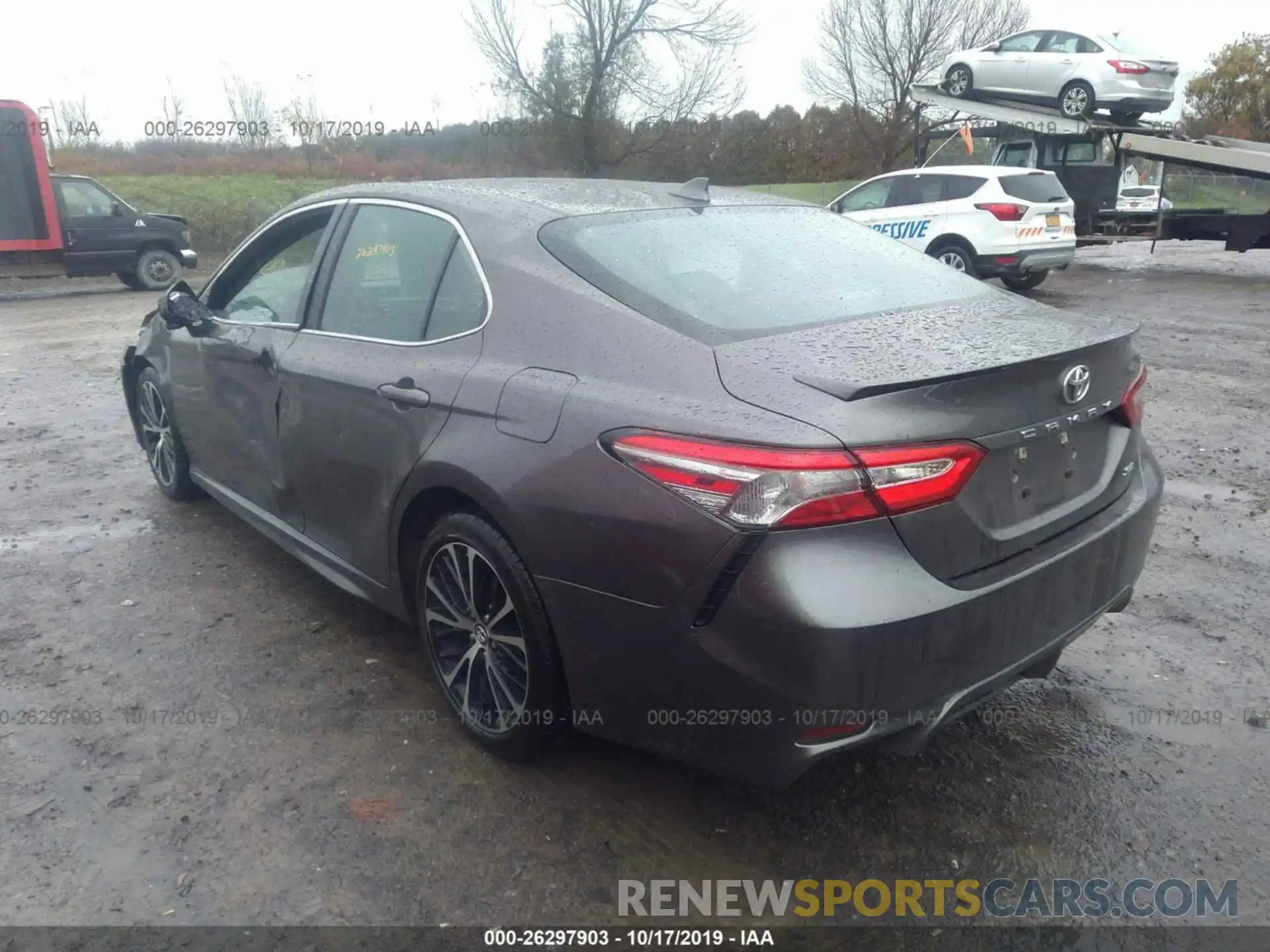 3 Photograph of a damaged car 4T1B11HK6KU256071 TOYOTA CAMRY 2019