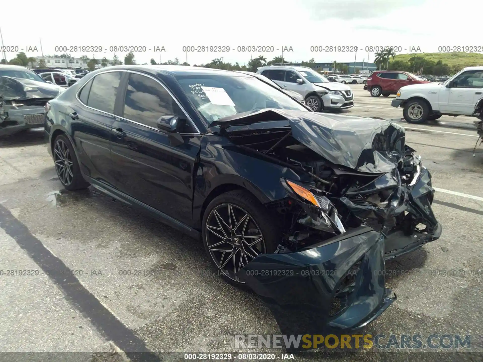 1 Photograph of a damaged car 4T1B11HK6KU256409 TOYOTA CAMRY 2019