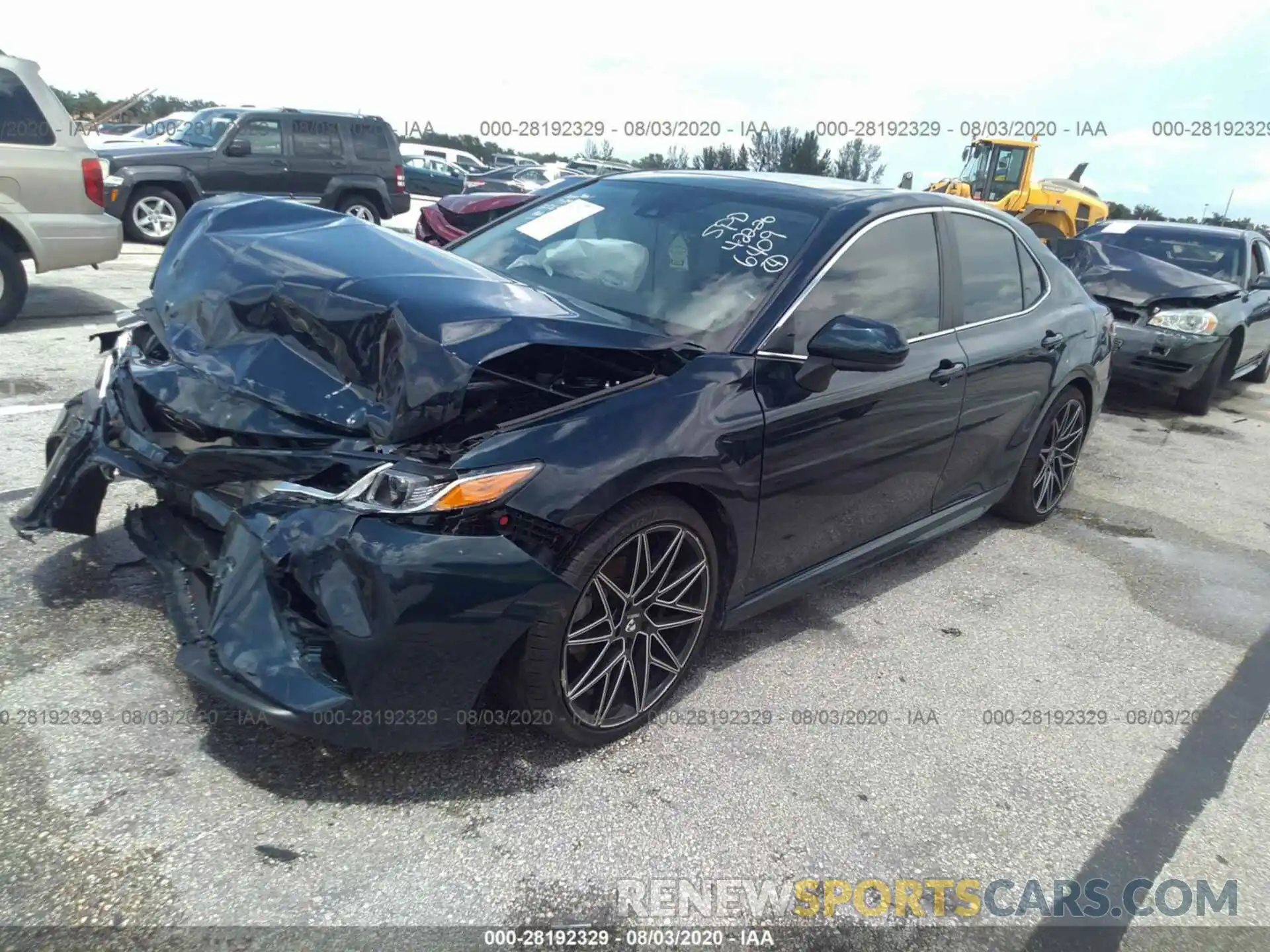 2 Photograph of a damaged car 4T1B11HK6KU256409 TOYOTA CAMRY 2019