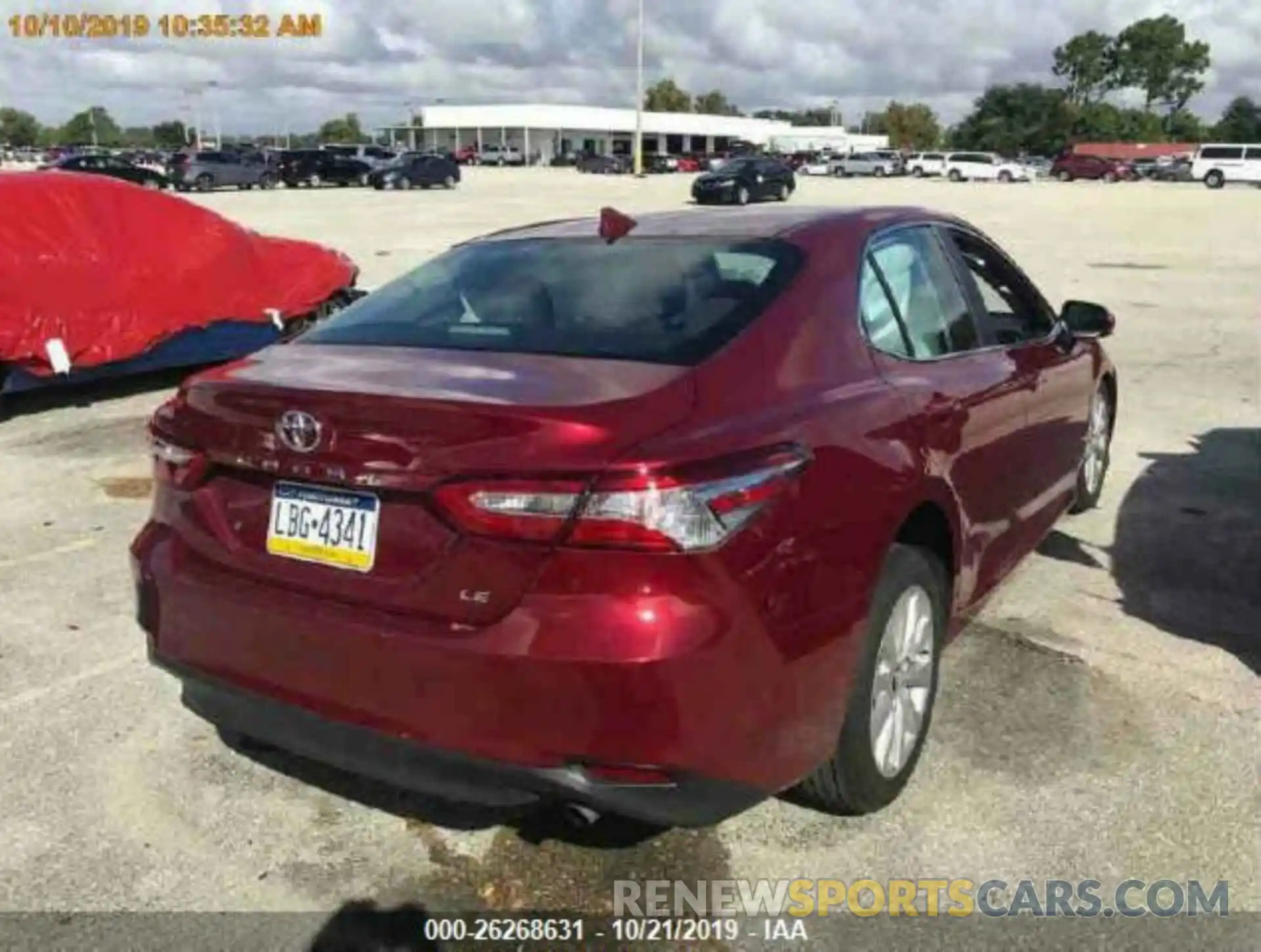 4 Photograph of a damaged car 4T1B11HK6KU257723 TOYOTA CAMRY 2019