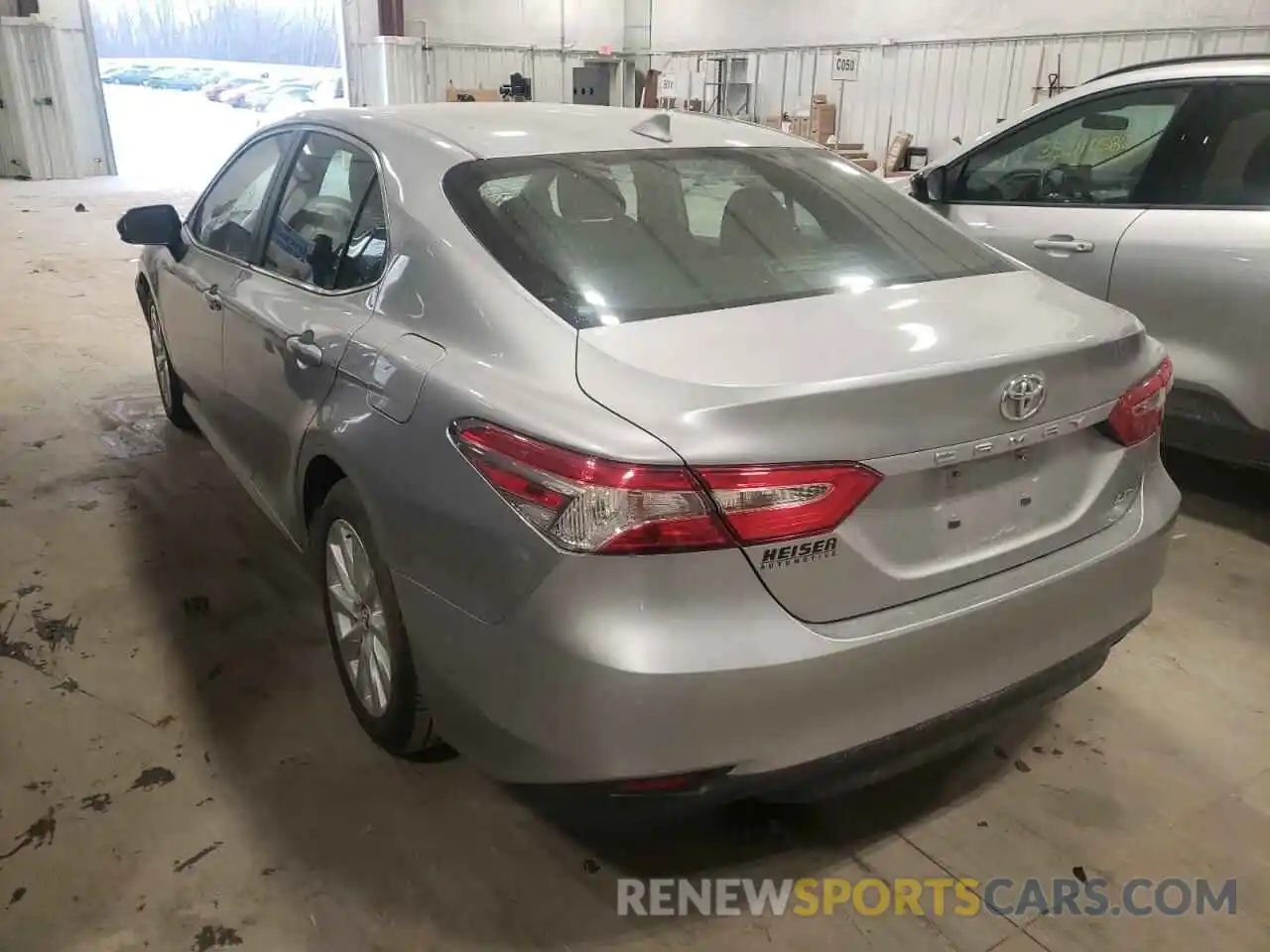 3 Photograph of a damaged car 4T1B11HK6KU257754 TOYOTA CAMRY 2019