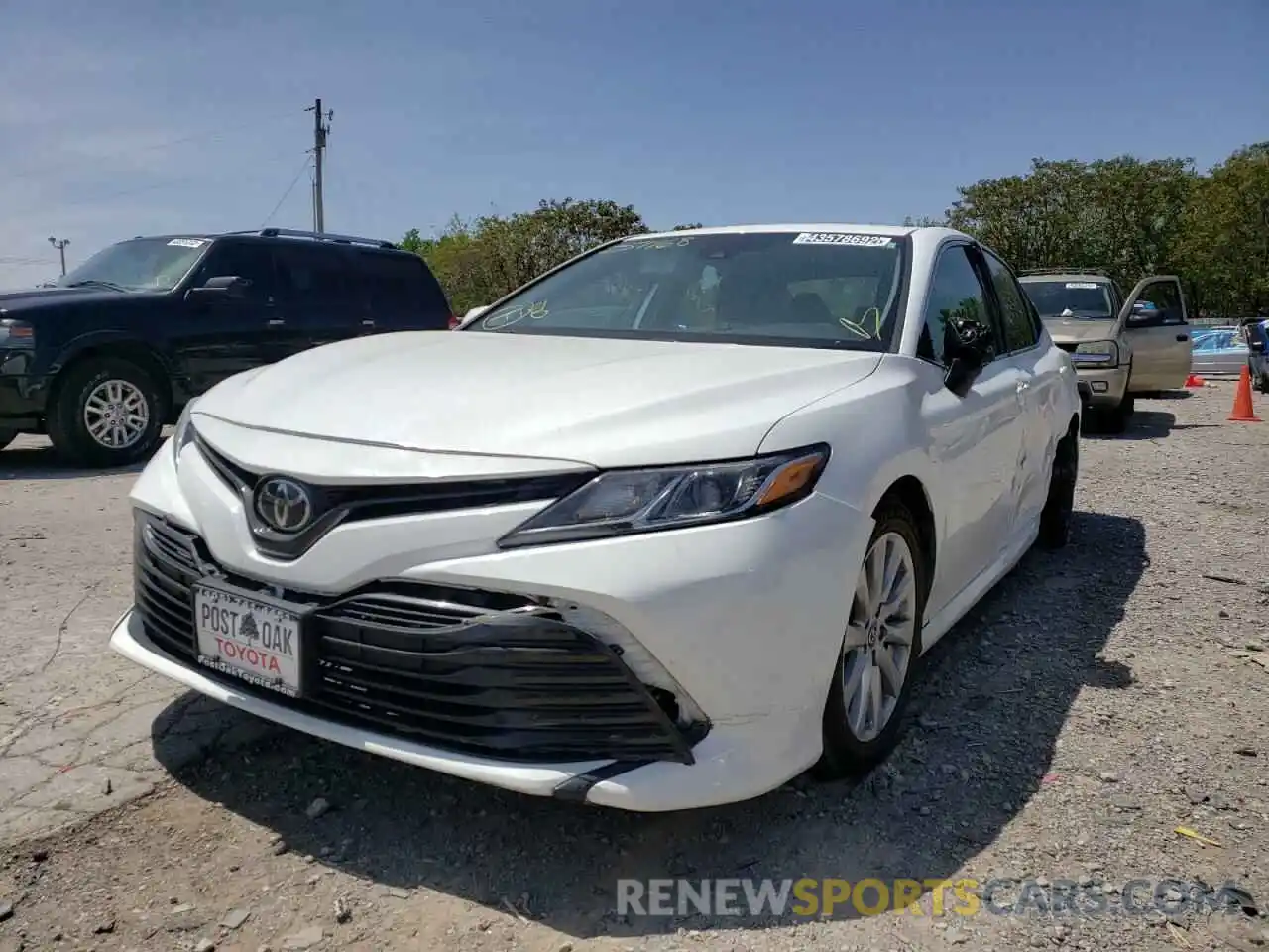 2 Photograph of a damaged car 4T1B11HK6KU257768 TOYOTA CAMRY 2019