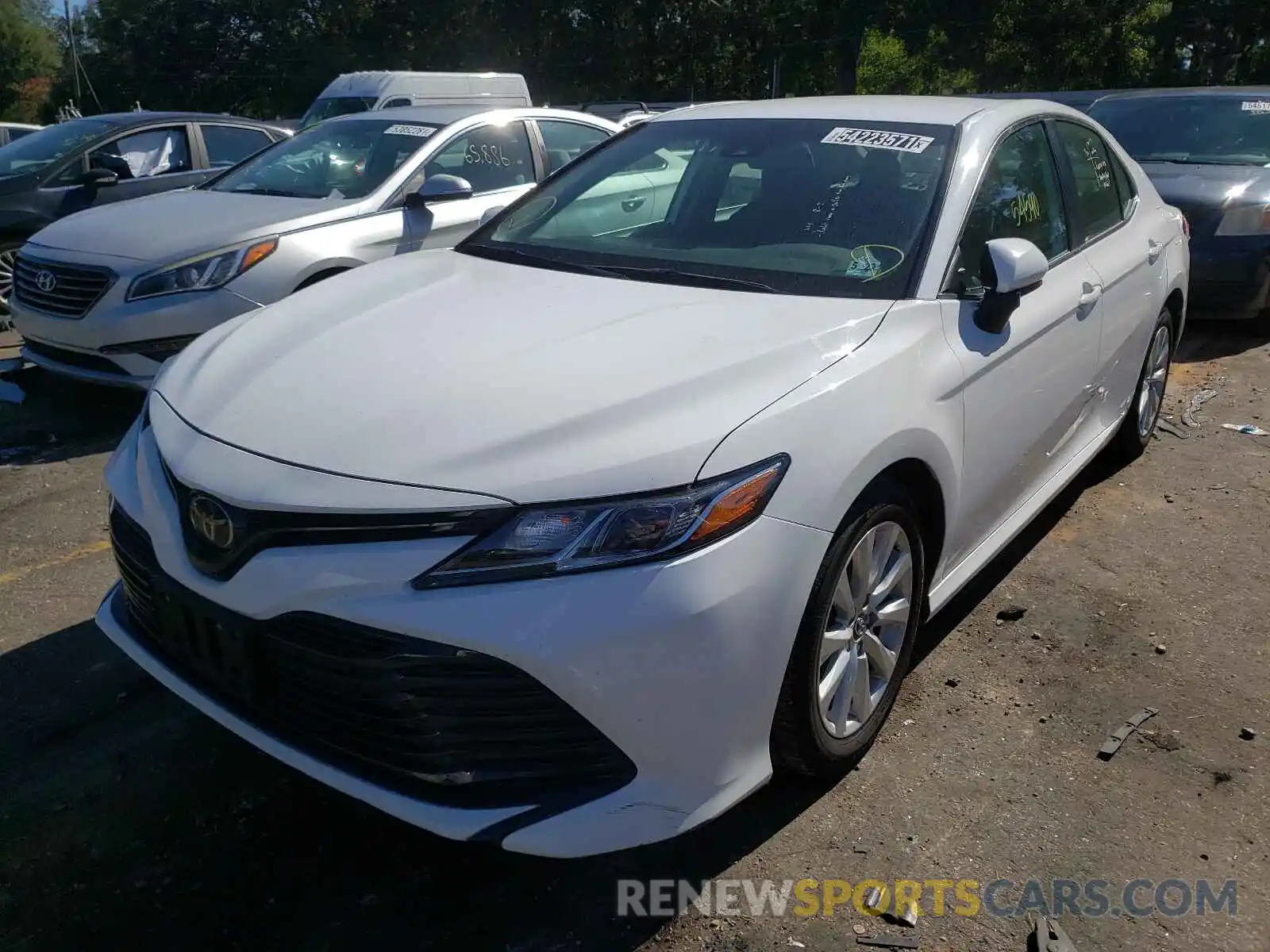 2 Photograph of a damaged car 4T1B11HK6KU258306 TOYOTA CAMRY 2019