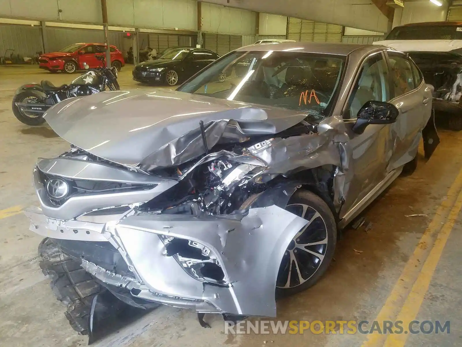 2 Photograph of a damaged car 4T1B11HK6KU258449 TOYOTA CAMRY 2019