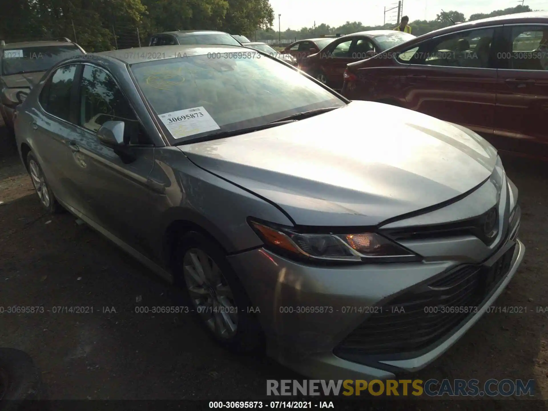 1 Photograph of a damaged car 4T1B11HK6KU258967 TOYOTA CAMRY 2019