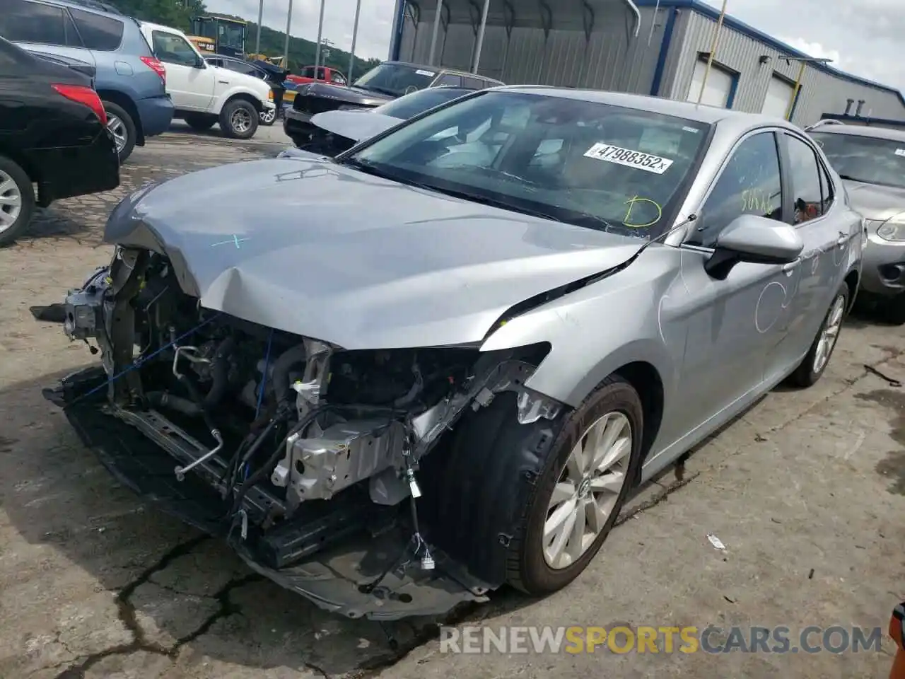 2 Фотография поврежденного автомобиля 4T1B11HK6KU258970 TOYOTA CAMRY 2019