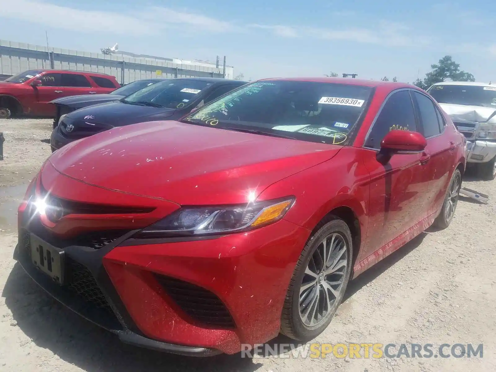 2 Photograph of a damaged car 4T1B11HK6KU259584 TOYOTA CAMRY 2019