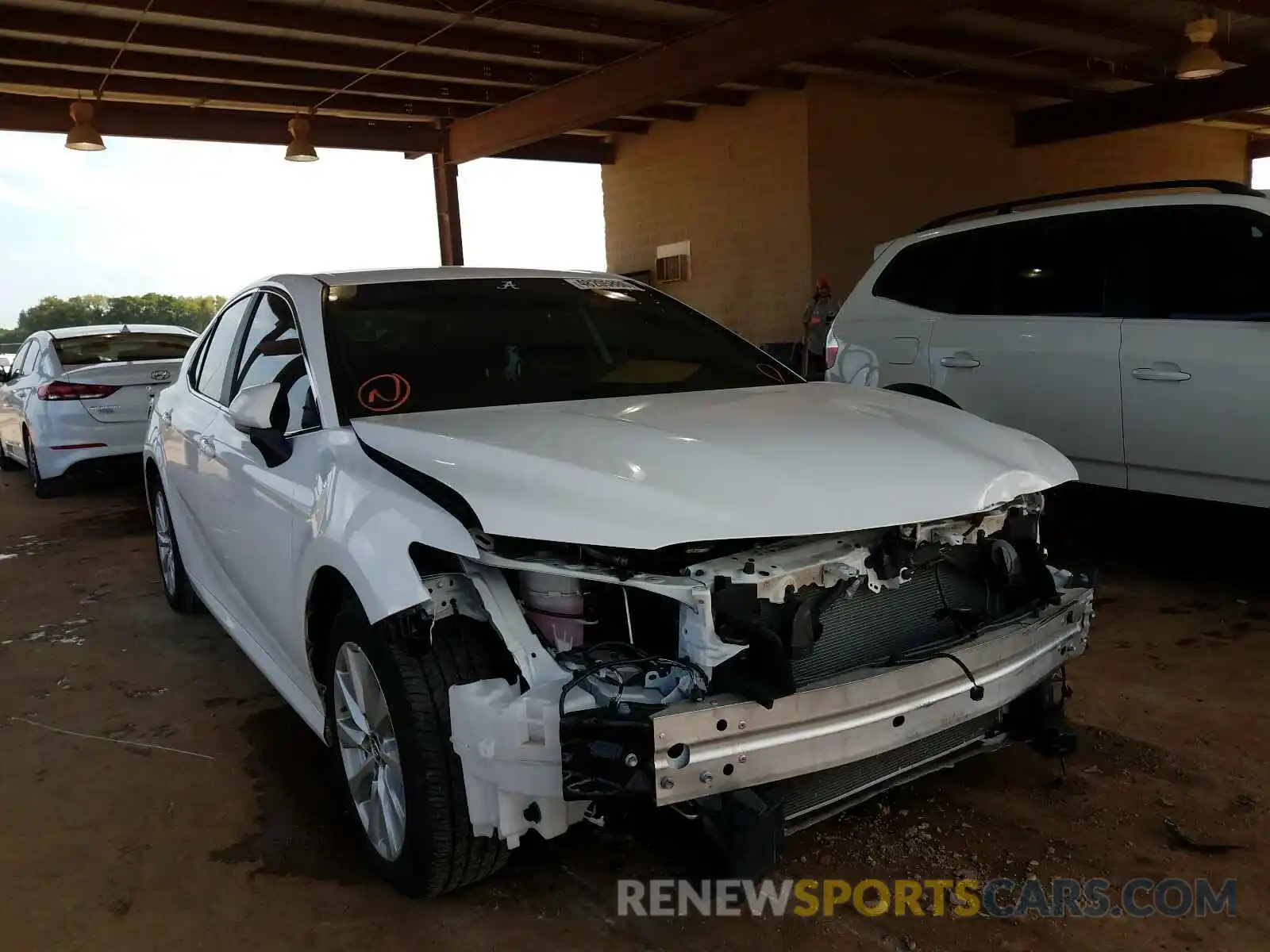 1 Photograph of a damaged car 4T1B11HK6KU259634 TOYOTA CAMRY 2019