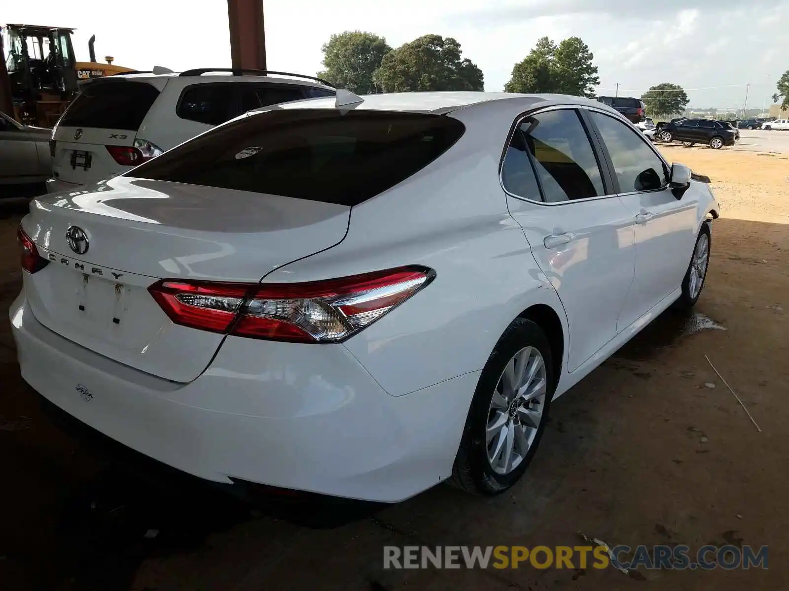 4 Photograph of a damaged car 4T1B11HK6KU259634 TOYOTA CAMRY 2019