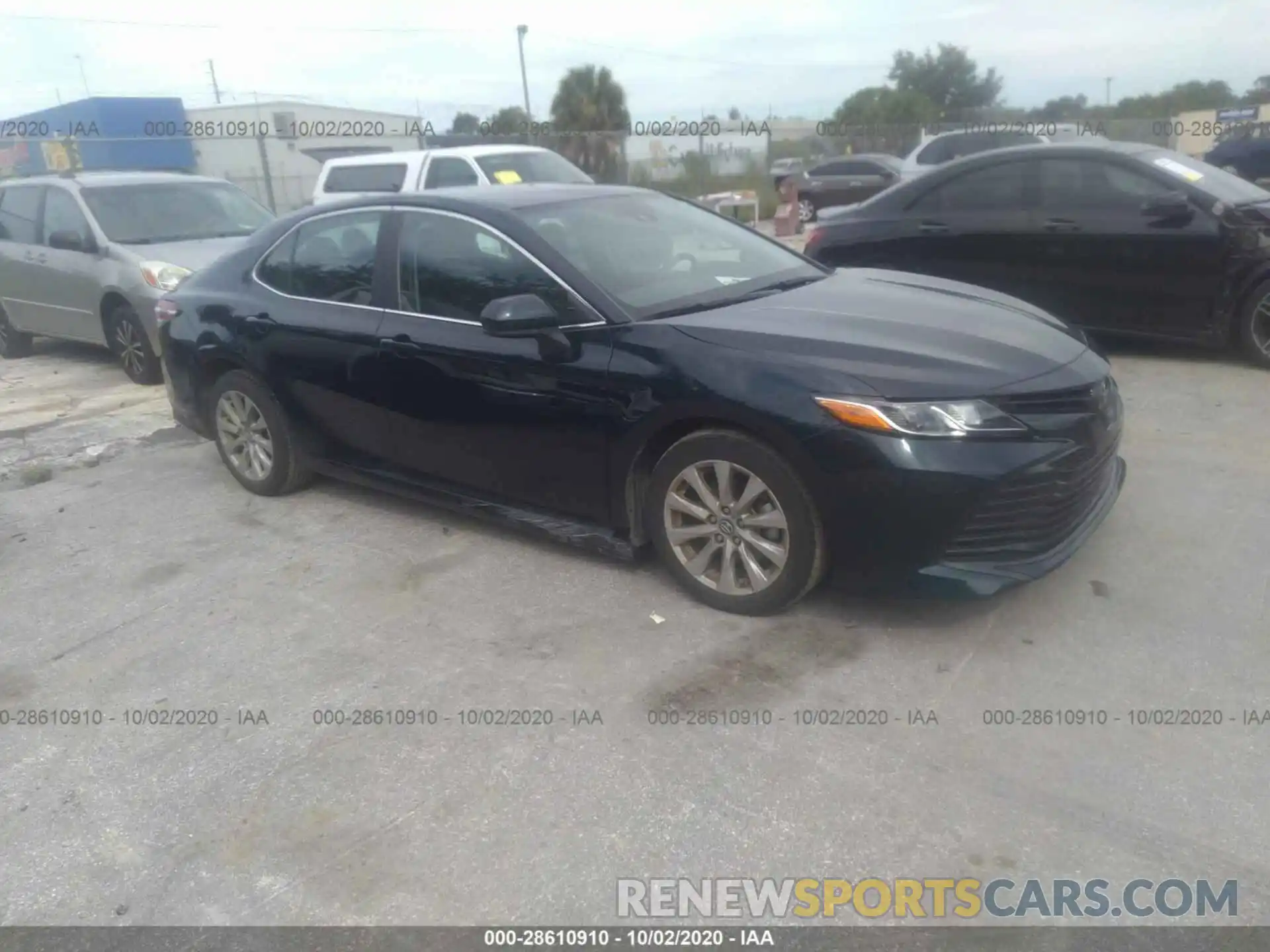 1 Photograph of a damaged car 4T1B11HK6KU260928 TOYOTA CAMRY 2019