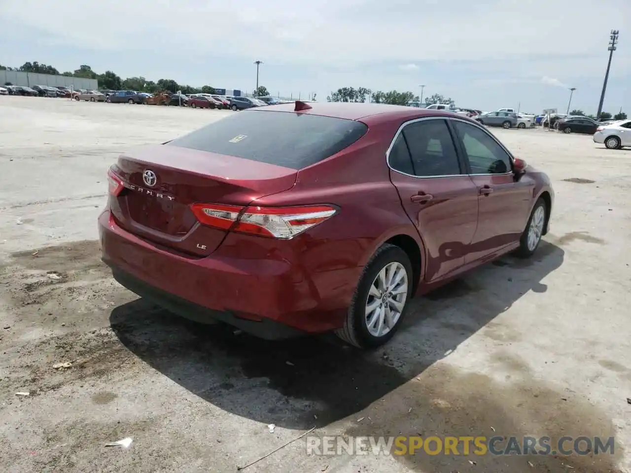 4 Photograph of a damaged car 4T1B11HK6KU261531 TOYOTA CAMRY 2019