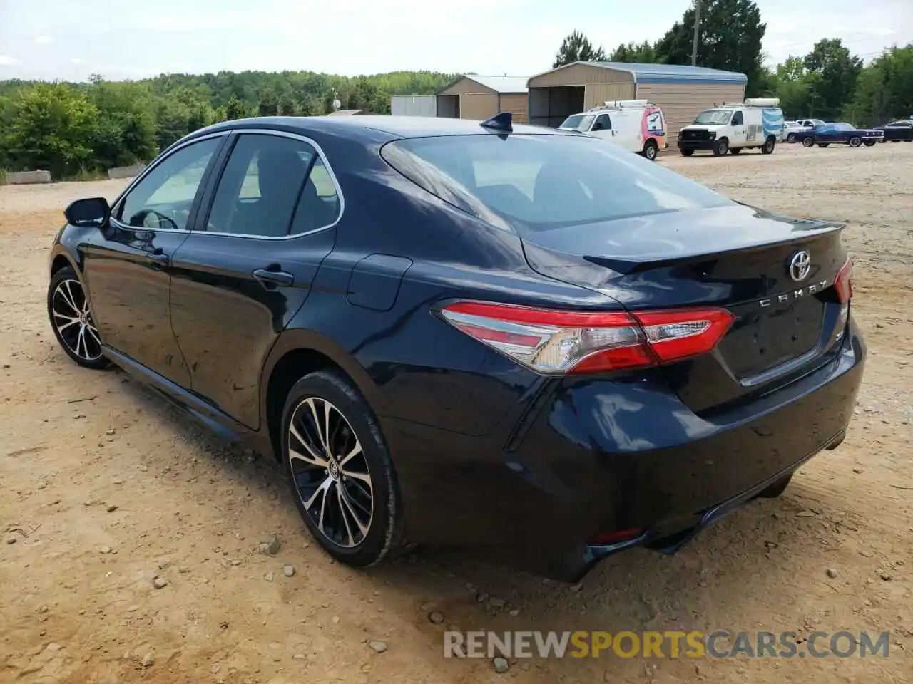 3 Photograph of a damaged car 4T1B11HK6KU262890 TOYOTA CAMRY 2019