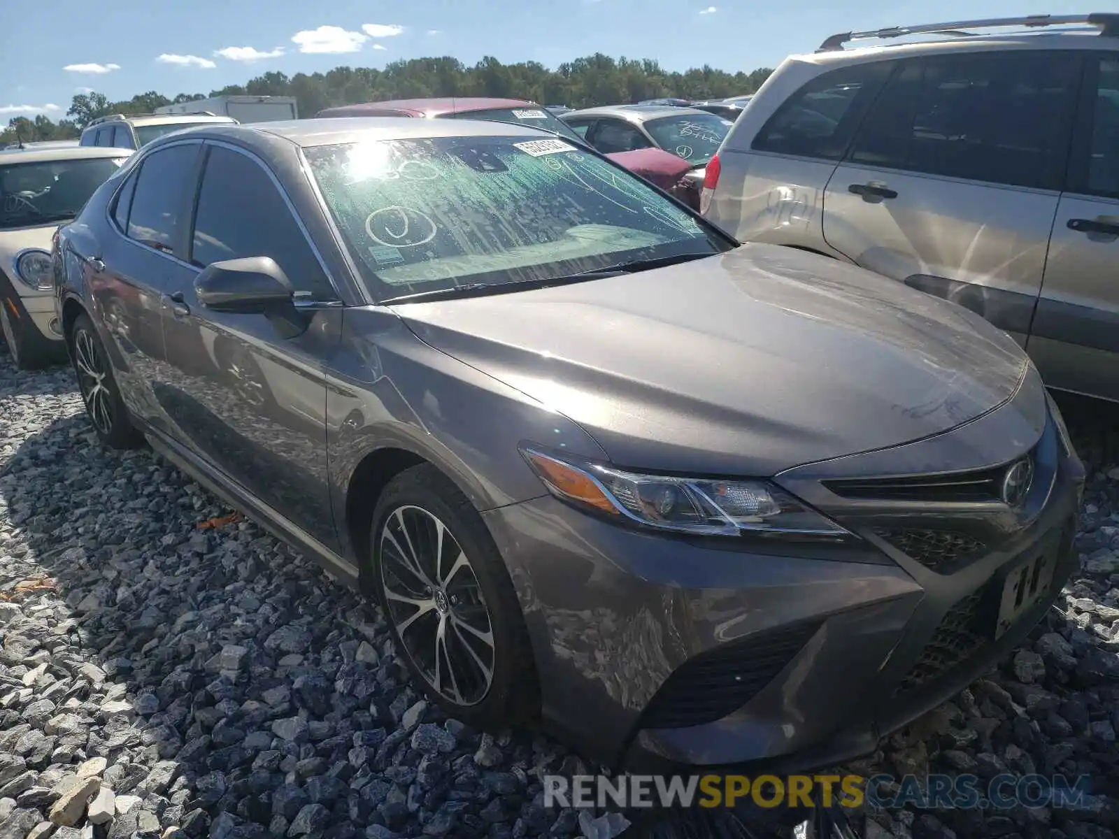 1 Photograph of a damaged car 4T1B11HK6KU262954 TOYOTA CAMRY 2019