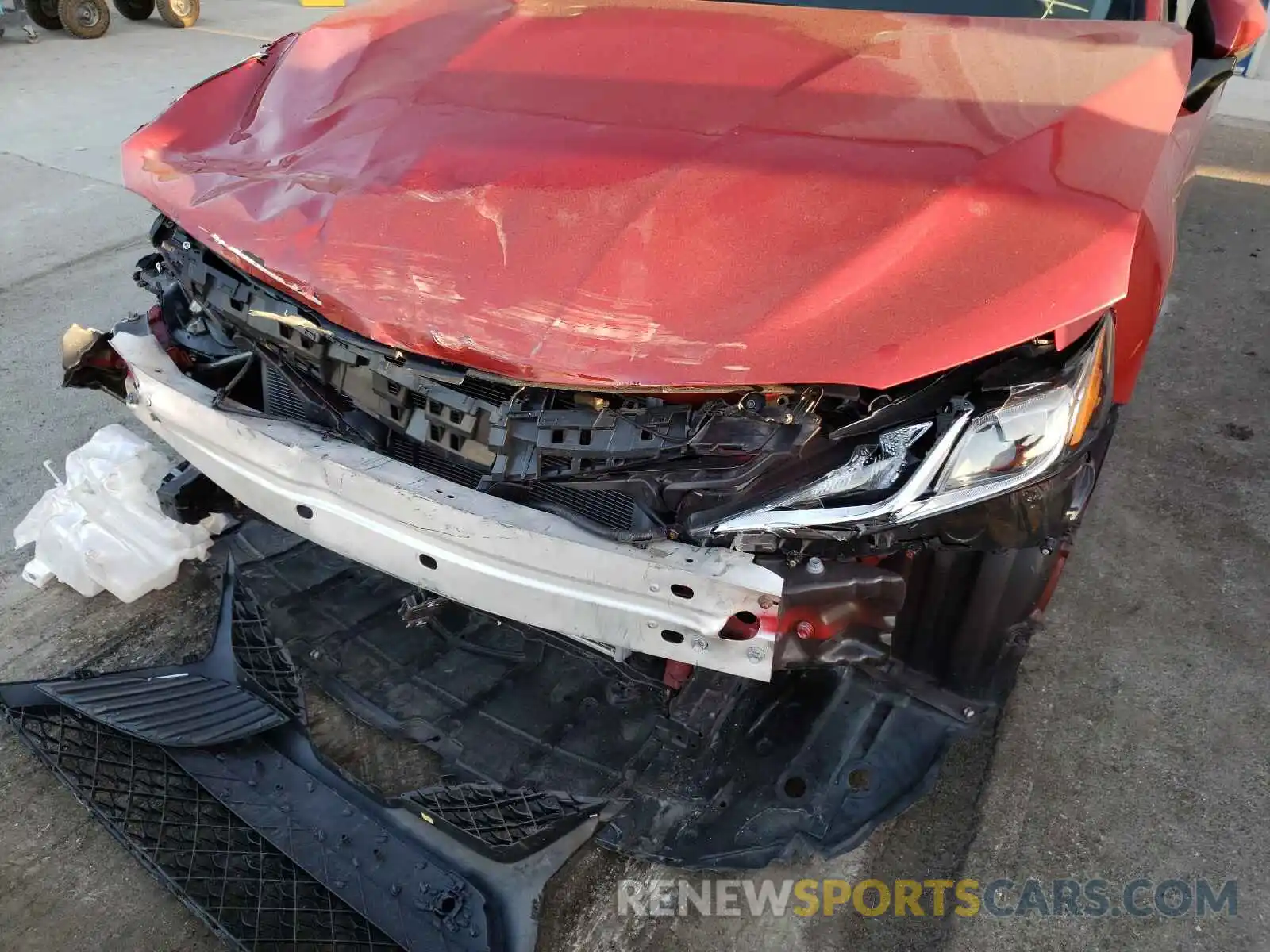 9 Photograph of a damaged car 4T1B11HK6KU263991 TOYOTA CAMRY 2019