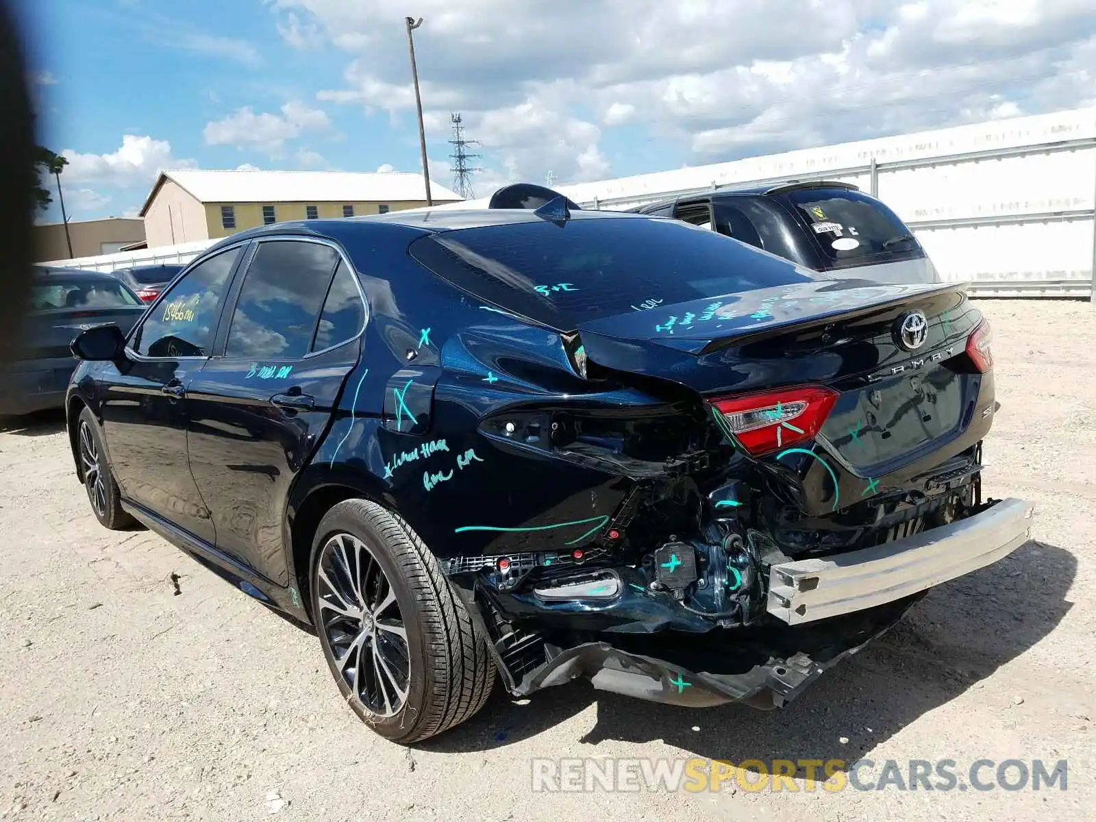 3 Photograph of a damaged car 4T1B11HK6KU265434 TOYOTA CAMRY 2019