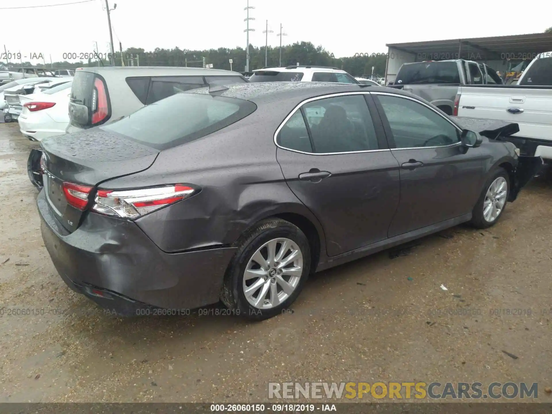 4 Photograph of a damaged car 4T1B11HK6KU266146 TOYOTA CAMRY 2019