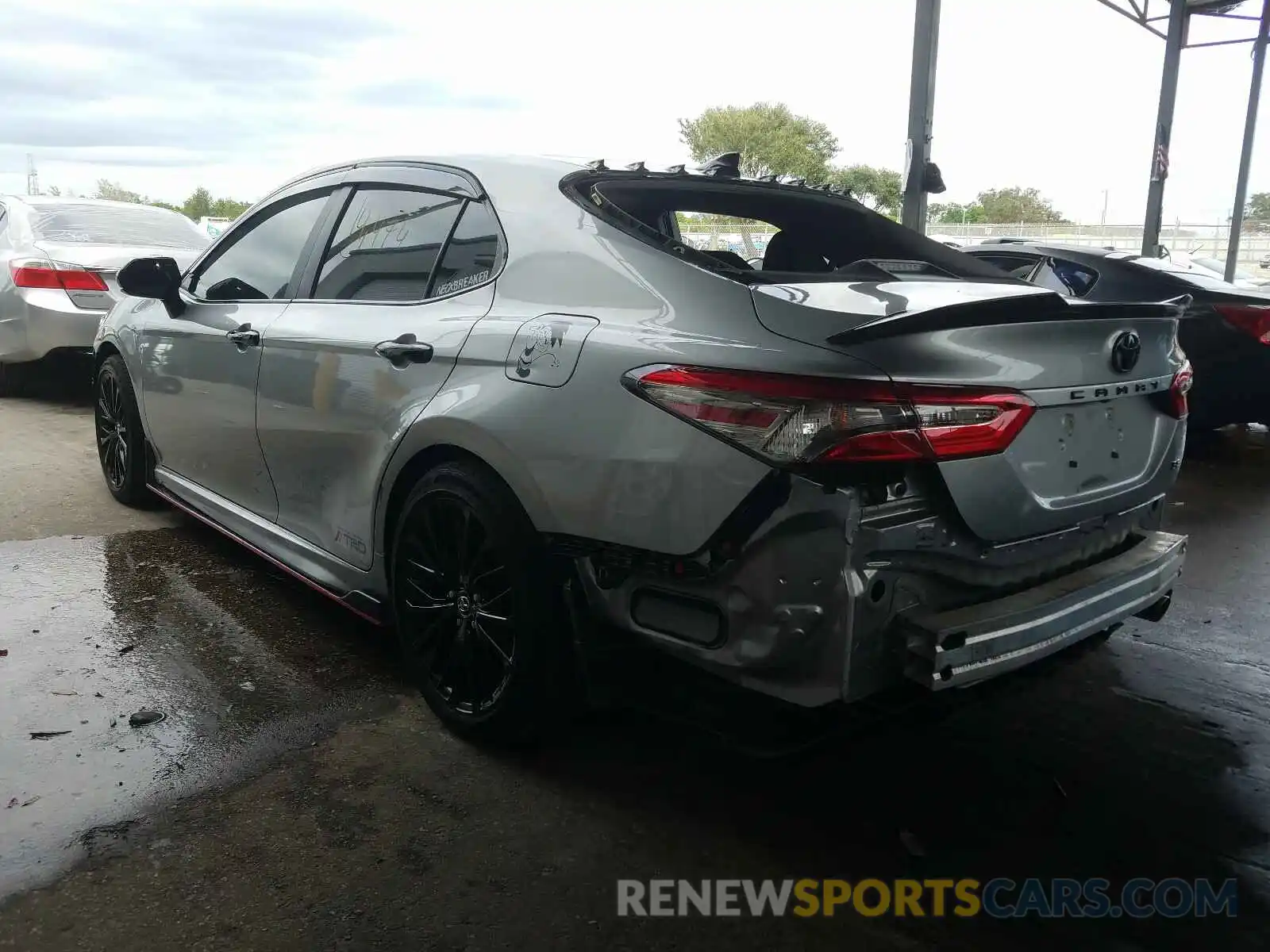 3 Photograph of a damaged car 4T1B11HK6KU267216 TOYOTA CAMRY 2019