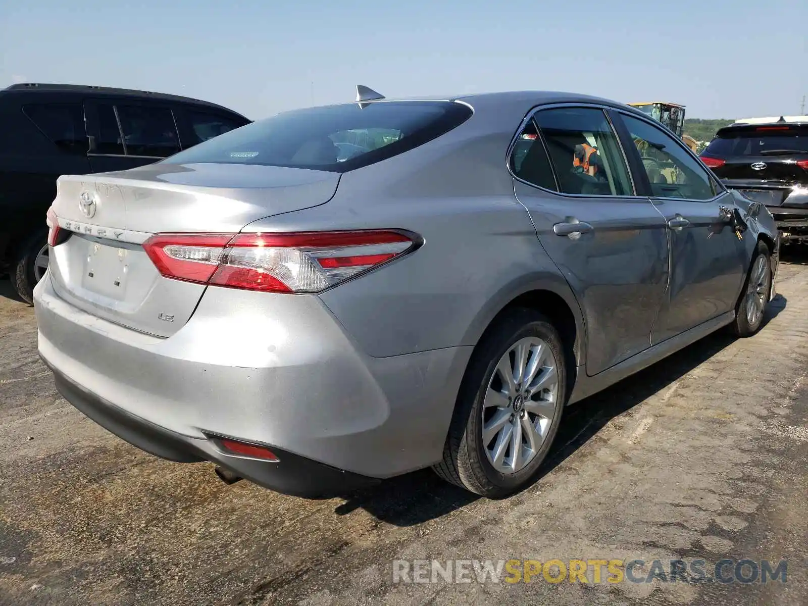 4 Photograph of a damaged car 4T1B11HK6KU268009 TOYOTA CAMRY 2019