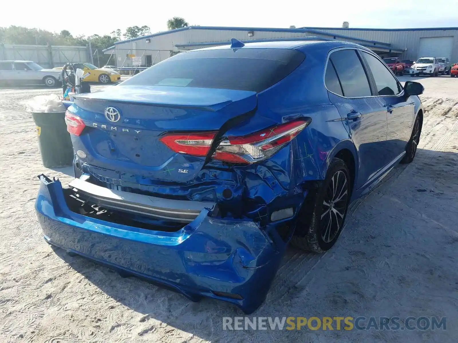 4 Photograph of a damaged car 4T1B11HK6KU268883 TOYOTA CAMRY 2019