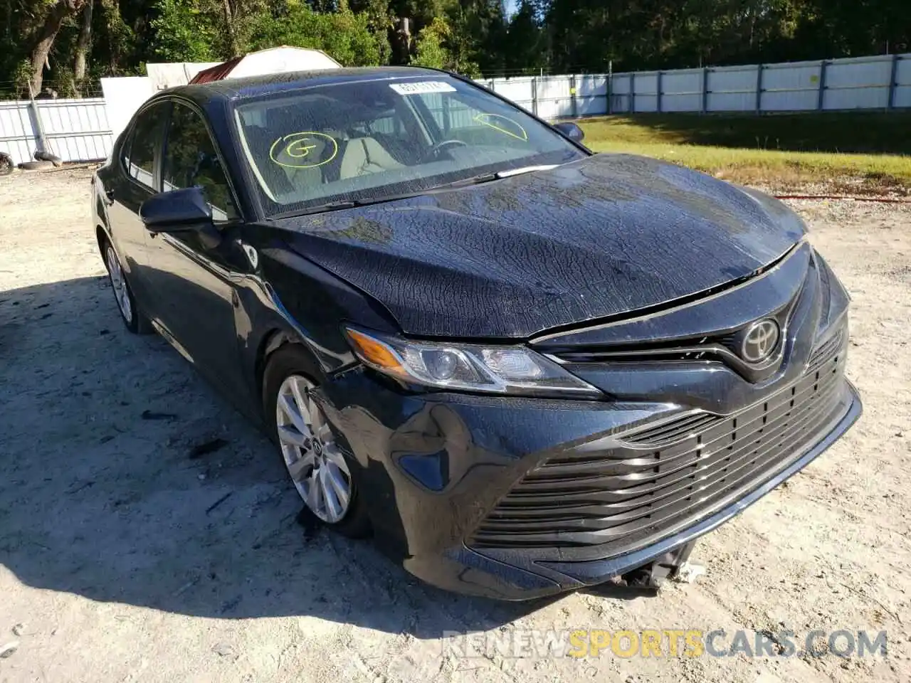 1 Photograph of a damaged car 4T1B11HK6KU268902 TOYOTA CAMRY 2019