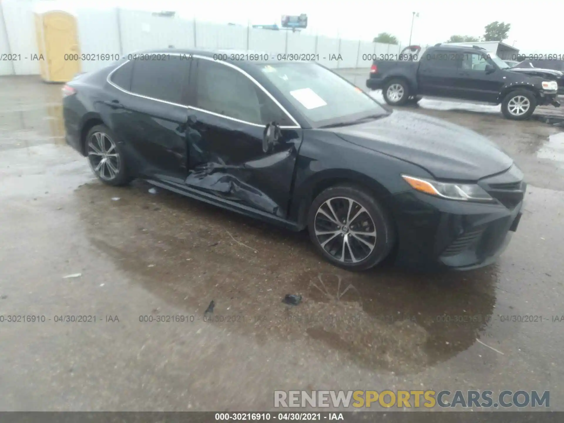 6 Photograph of a damaged car 4T1B11HK6KU269015 TOYOTA CAMRY 2019