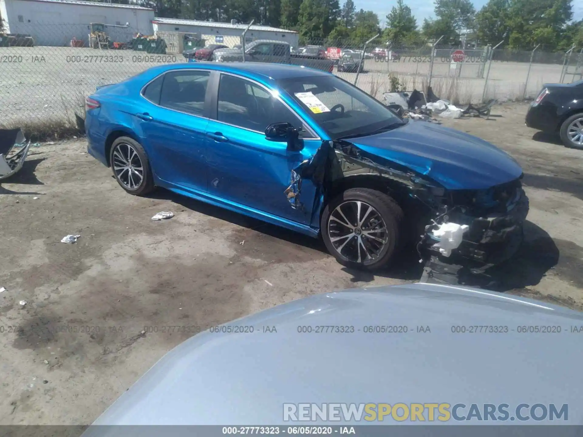 1 Photograph of a damaged car 4T1B11HK6KU269306 TOYOTA CAMRY 2019