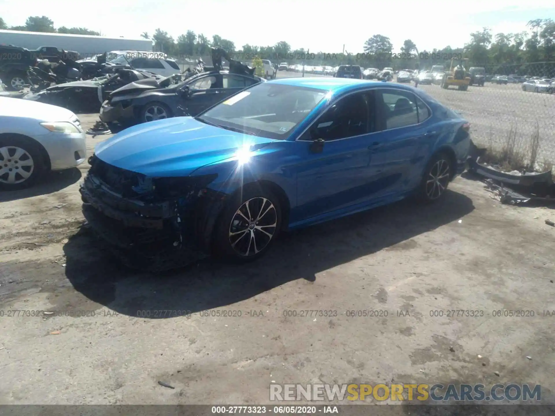 2 Photograph of a damaged car 4T1B11HK6KU269306 TOYOTA CAMRY 2019