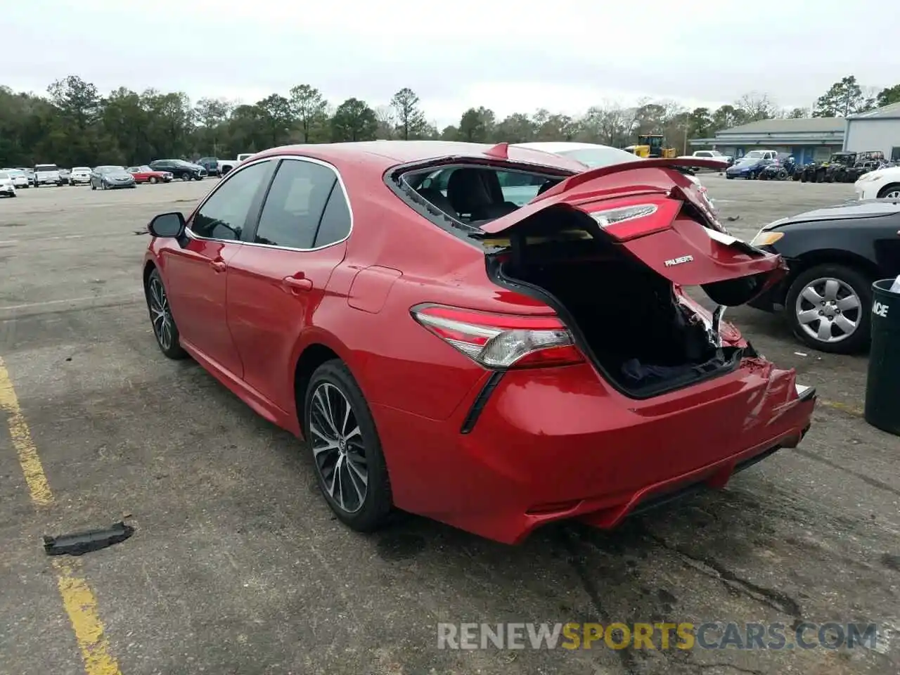 3 Photograph of a damaged car 4T1B11HK6KU272092 TOYOTA CAMRY 2019