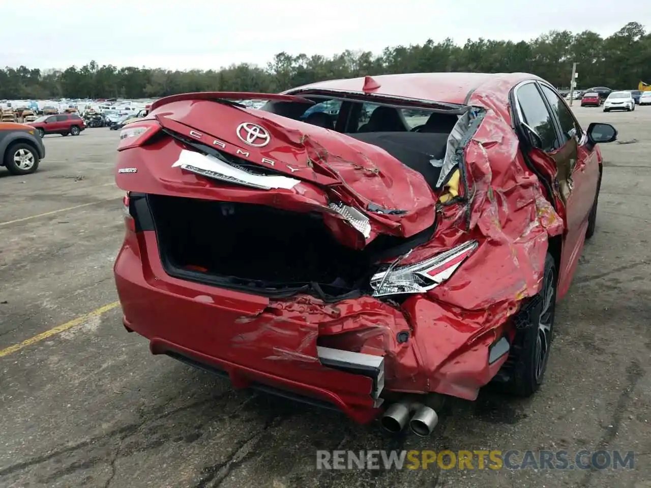 9 Photograph of a damaged car 4T1B11HK6KU272092 TOYOTA CAMRY 2019