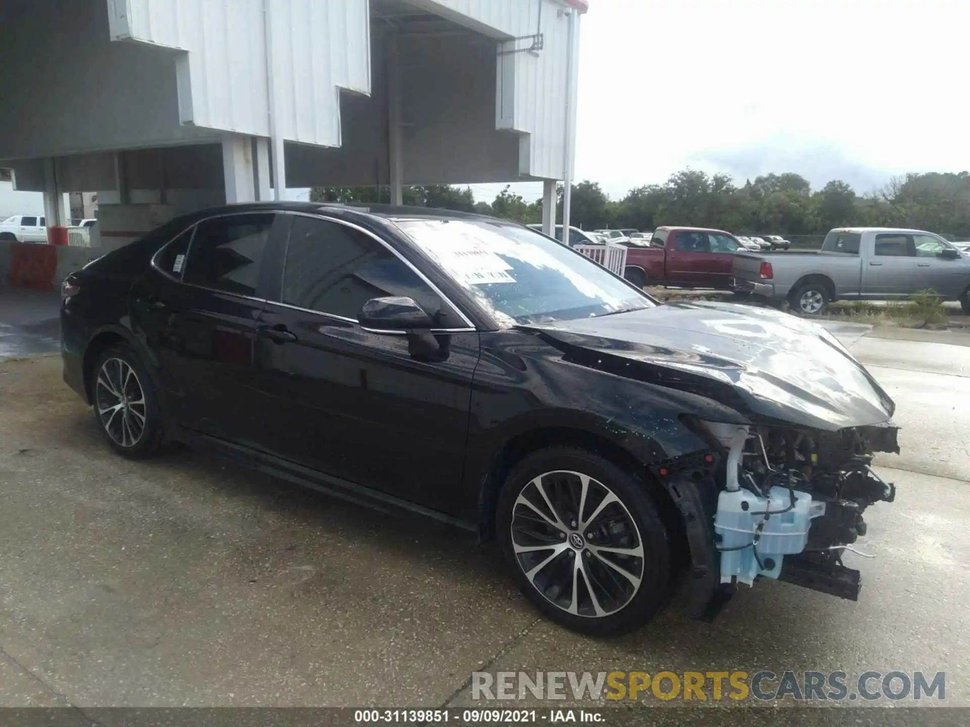 1 Photograph of a damaged car 4T1B11HK6KU272206 TOYOTA CAMRY 2019