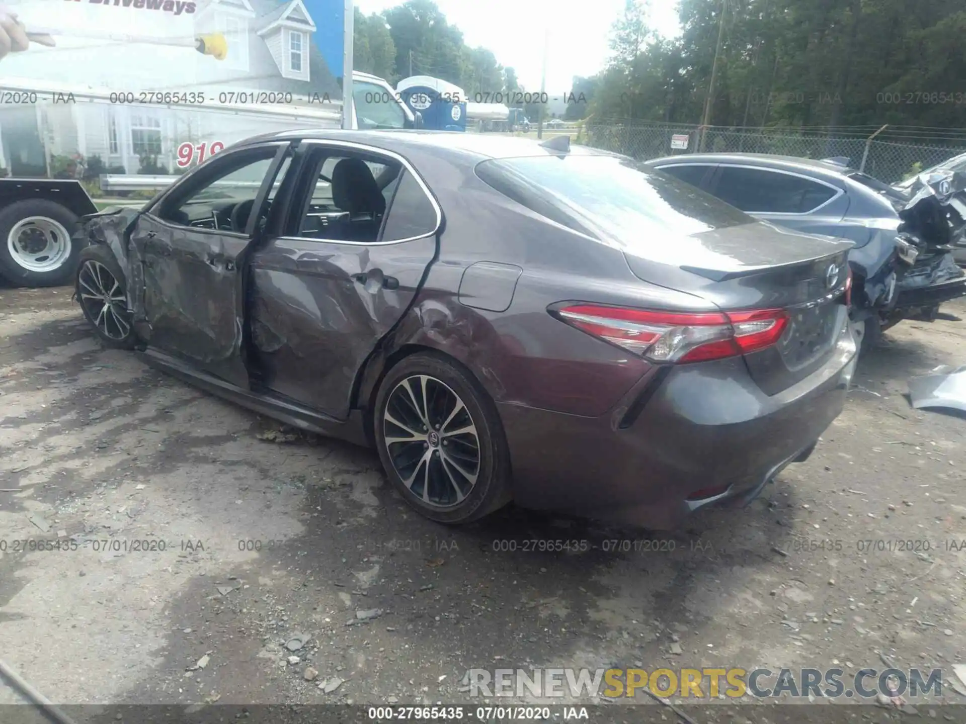 3 Photograph of a damaged car 4T1B11HK6KU273002 TOYOTA CAMRY 2019