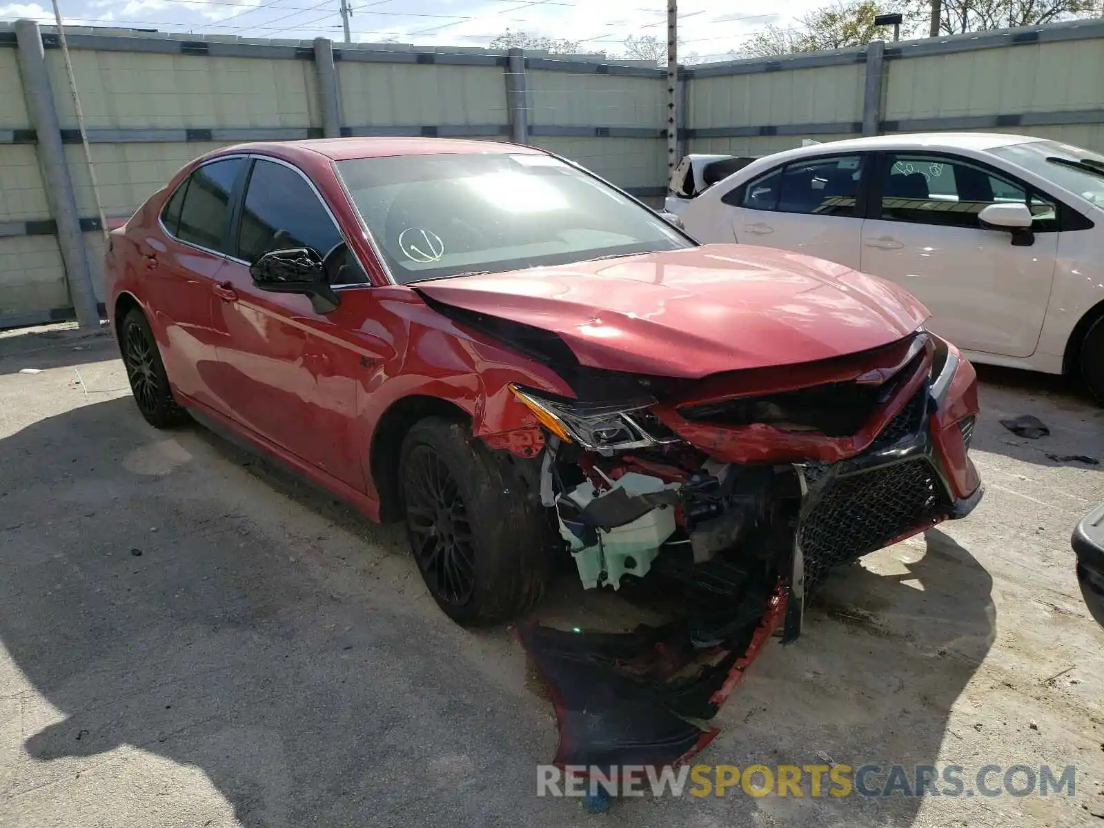 1 Photograph of a damaged car 4T1B11HK6KU274246 TOYOTA CAMRY 2019