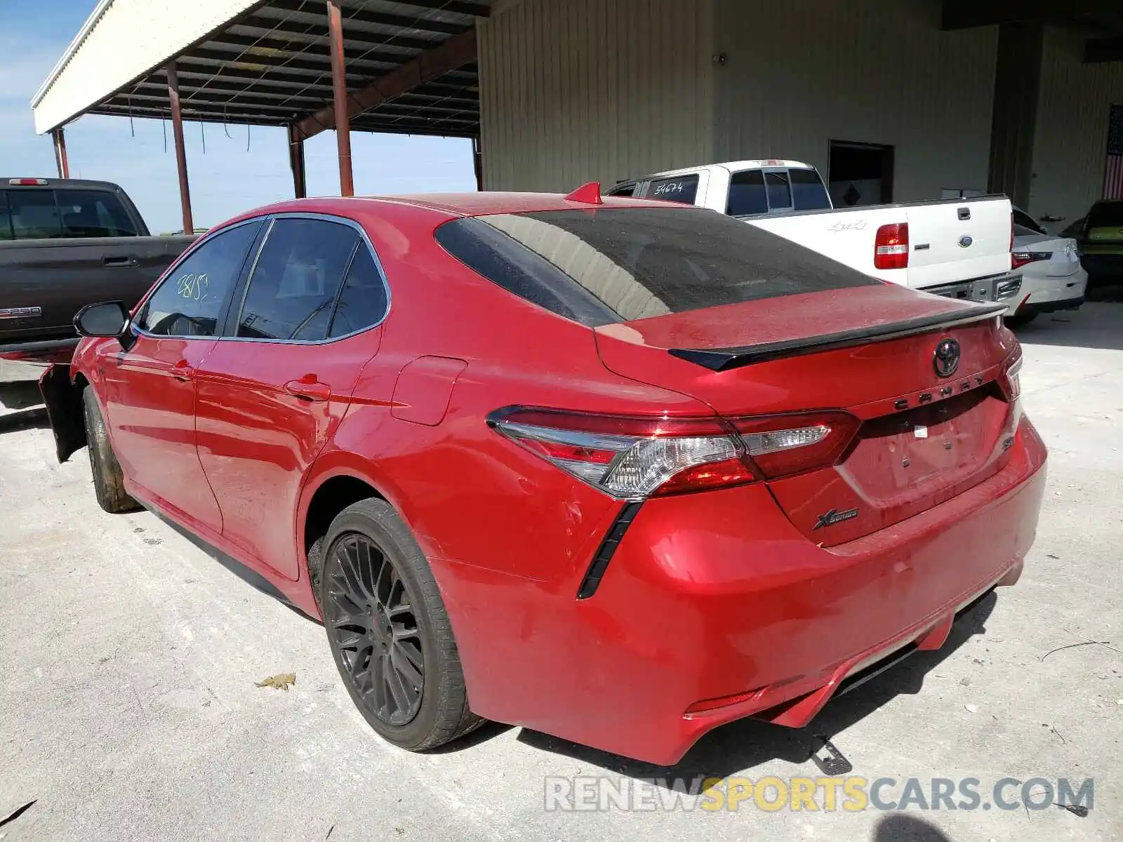 3 Photograph of a damaged car 4T1B11HK6KU274246 TOYOTA CAMRY 2019