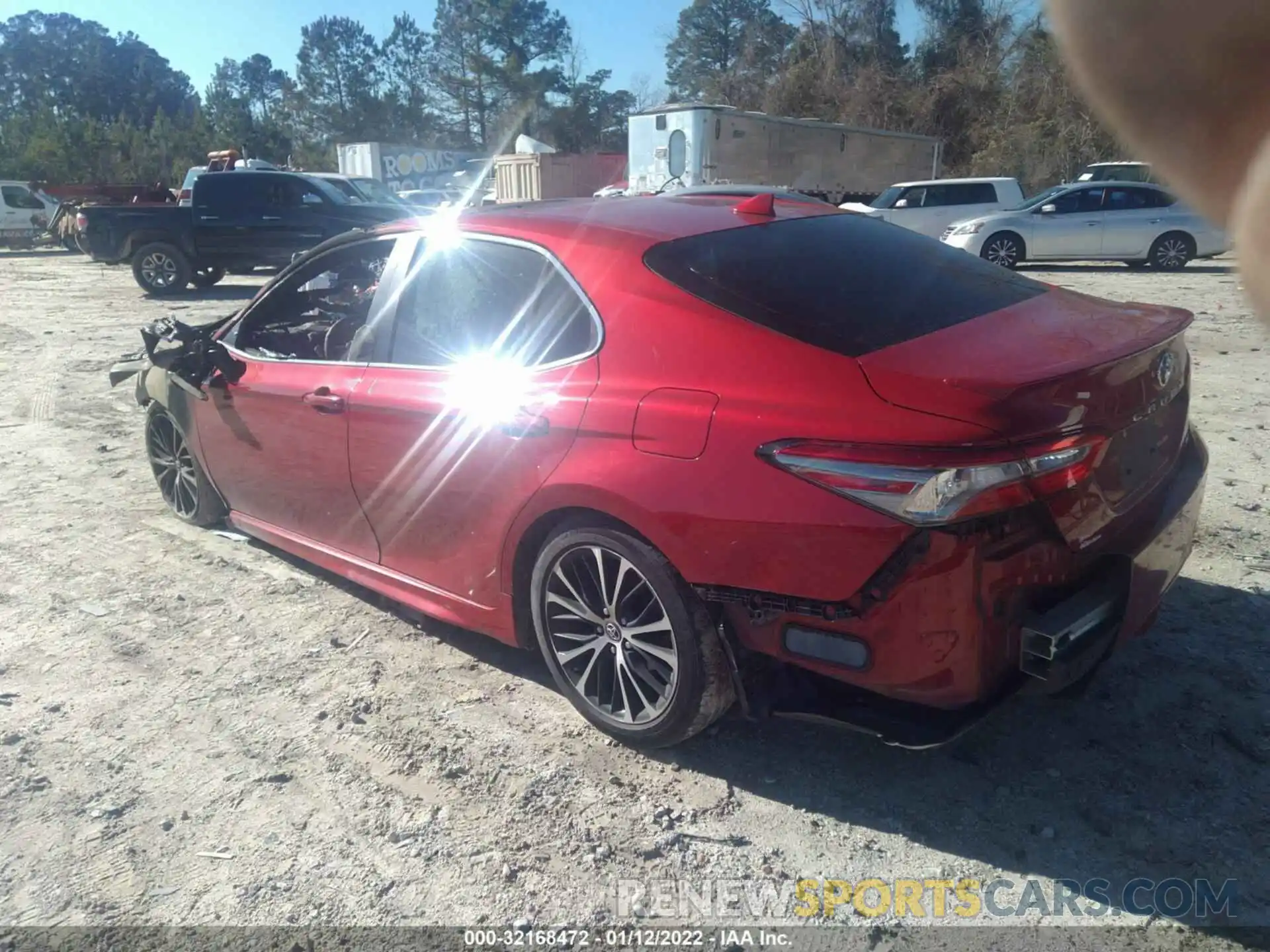 3 Photograph of a damaged car 4T1B11HK6KU276711 TOYOTA CAMRY 2019