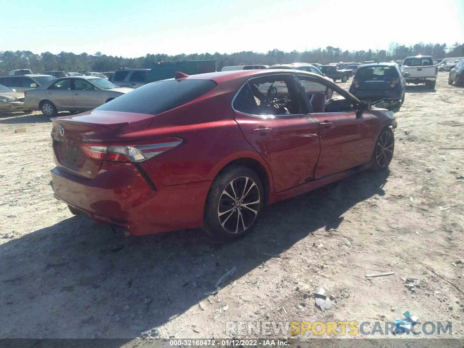 4 Фотография поврежденного автомобиля 4T1B11HK6KU276711 TOYOTA CAMRY 2019