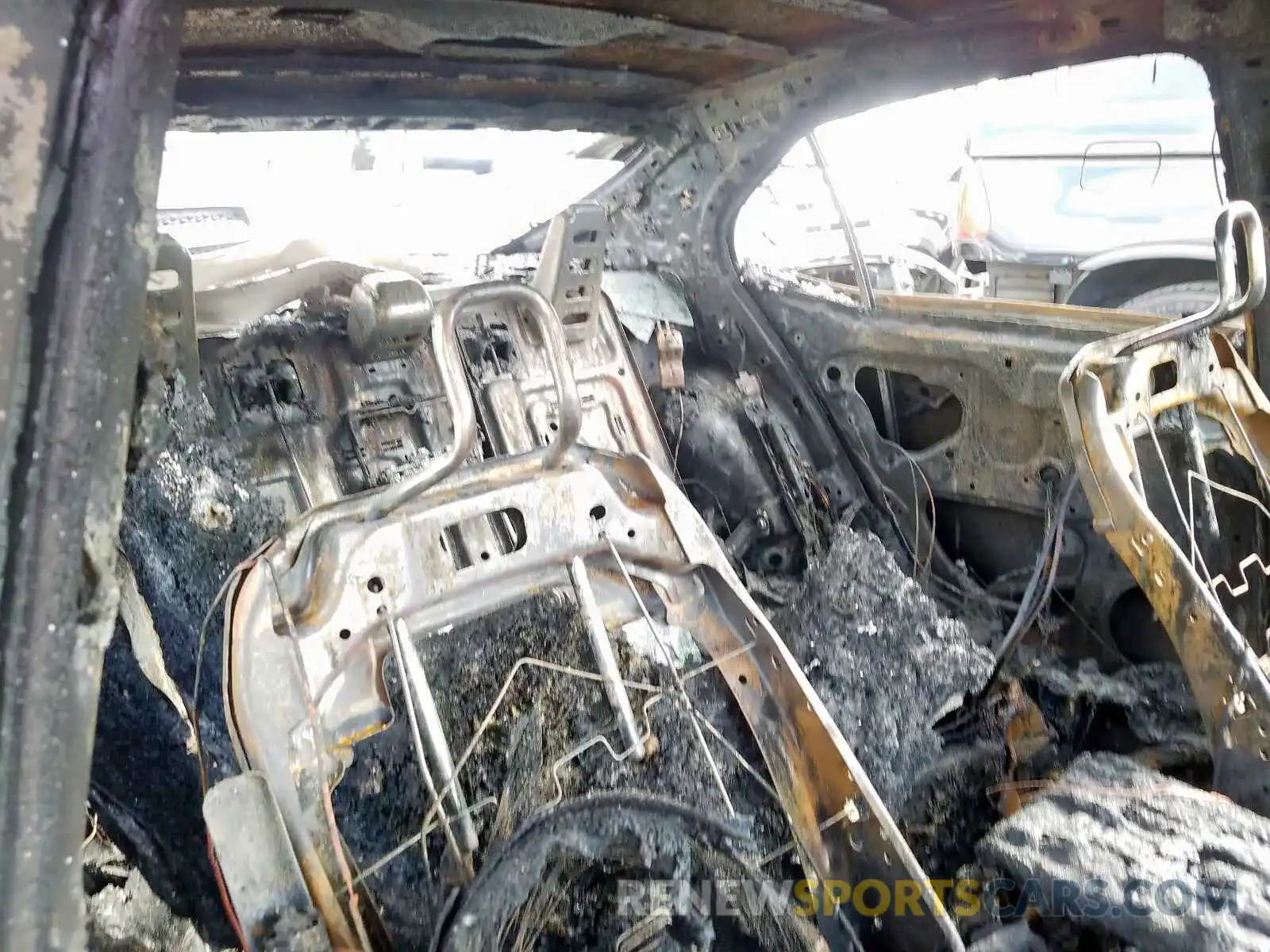 6 Photograph of a damaged car 4T1B11HK6KU277390 TOYOTA CAMRY 2019