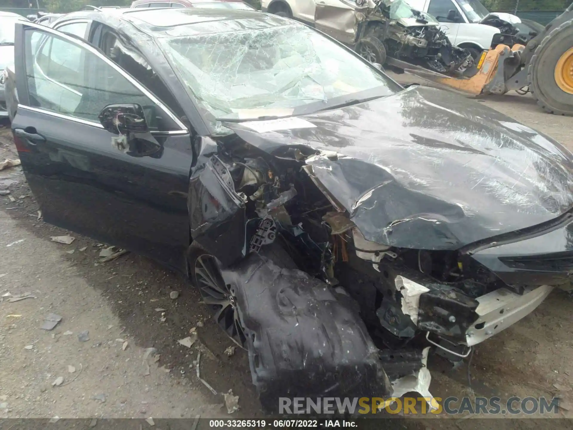 6 Photograph of a damaged car 4T1B11HK6KU278748 TOYOTA CAMRY 2019