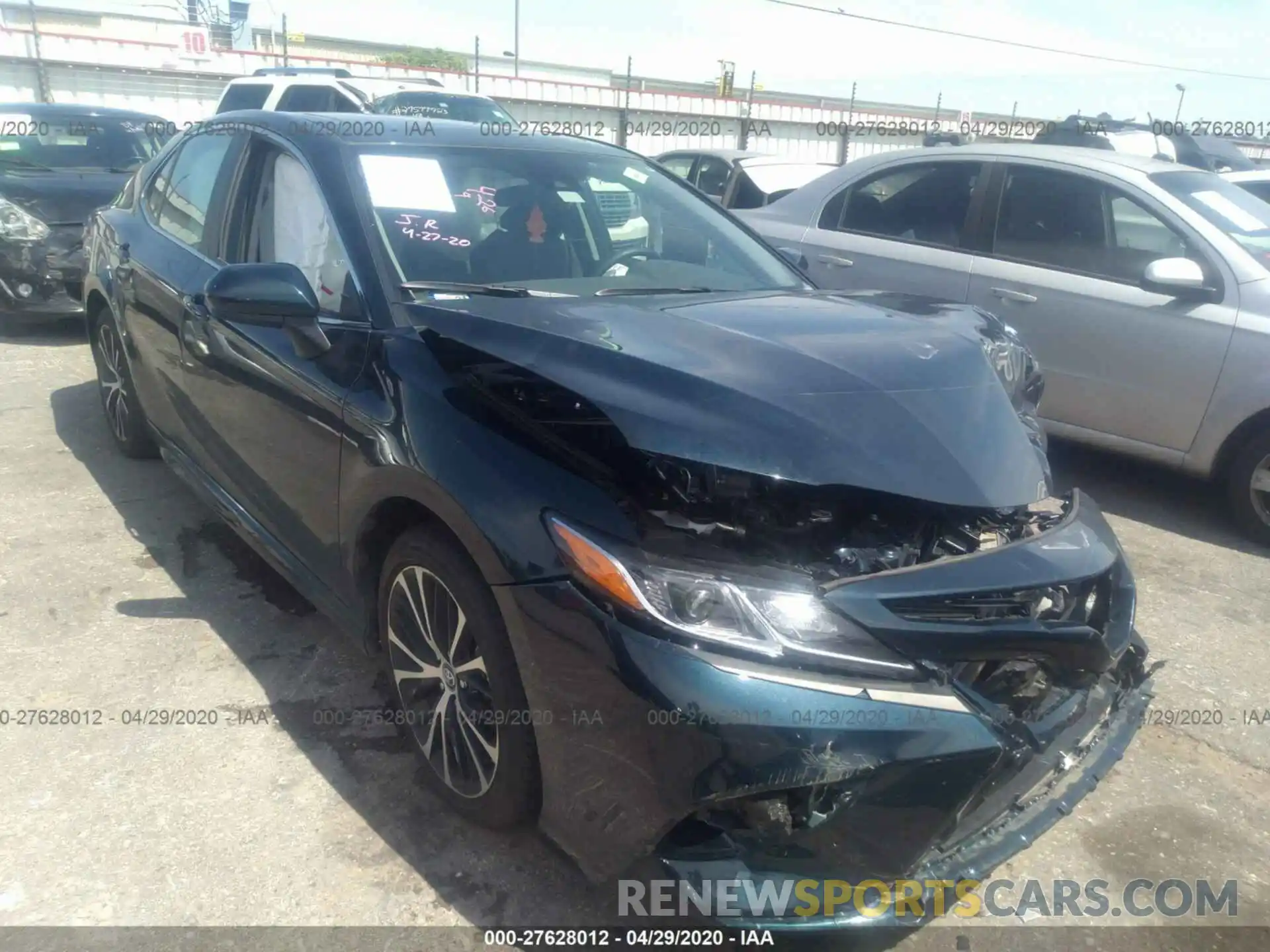 1 Photograph of a damaged car 4T1B11HK6KU278944 TOYOTA CAMRY 2019