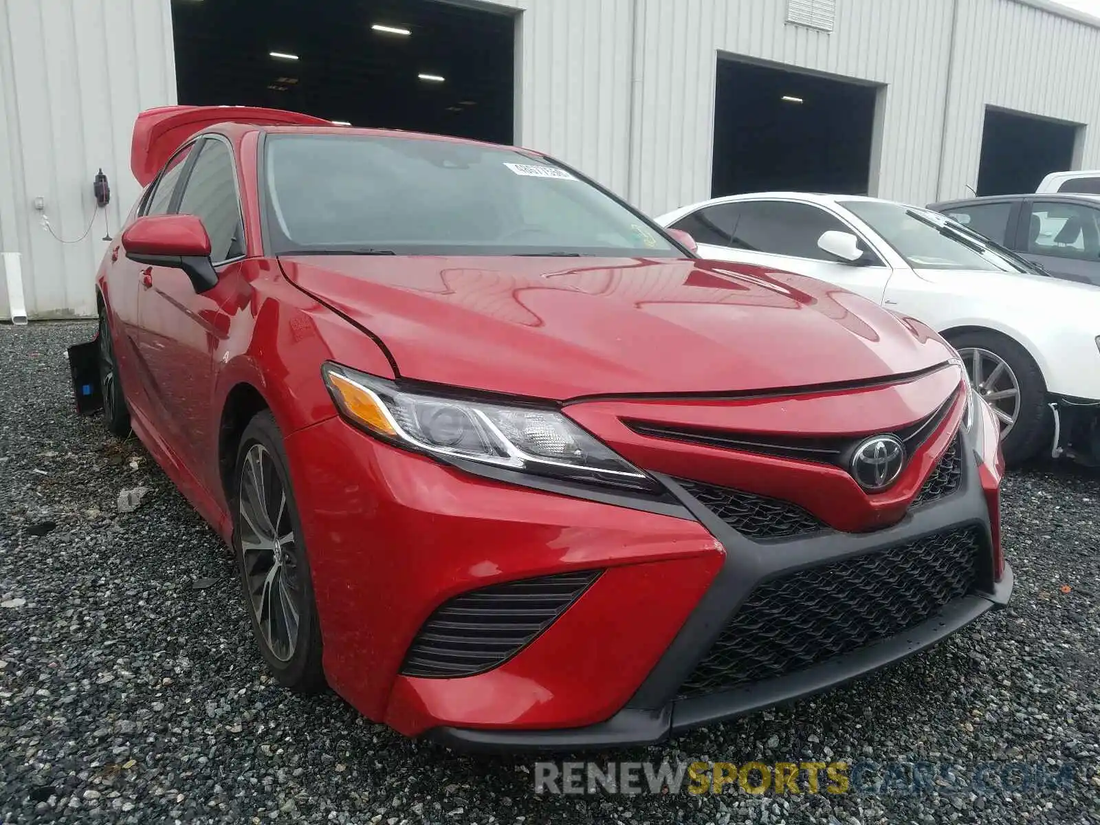 1 Photograph of a damaged car 4T1B11HK6KU280158 TOYOTA CAMRY 2019