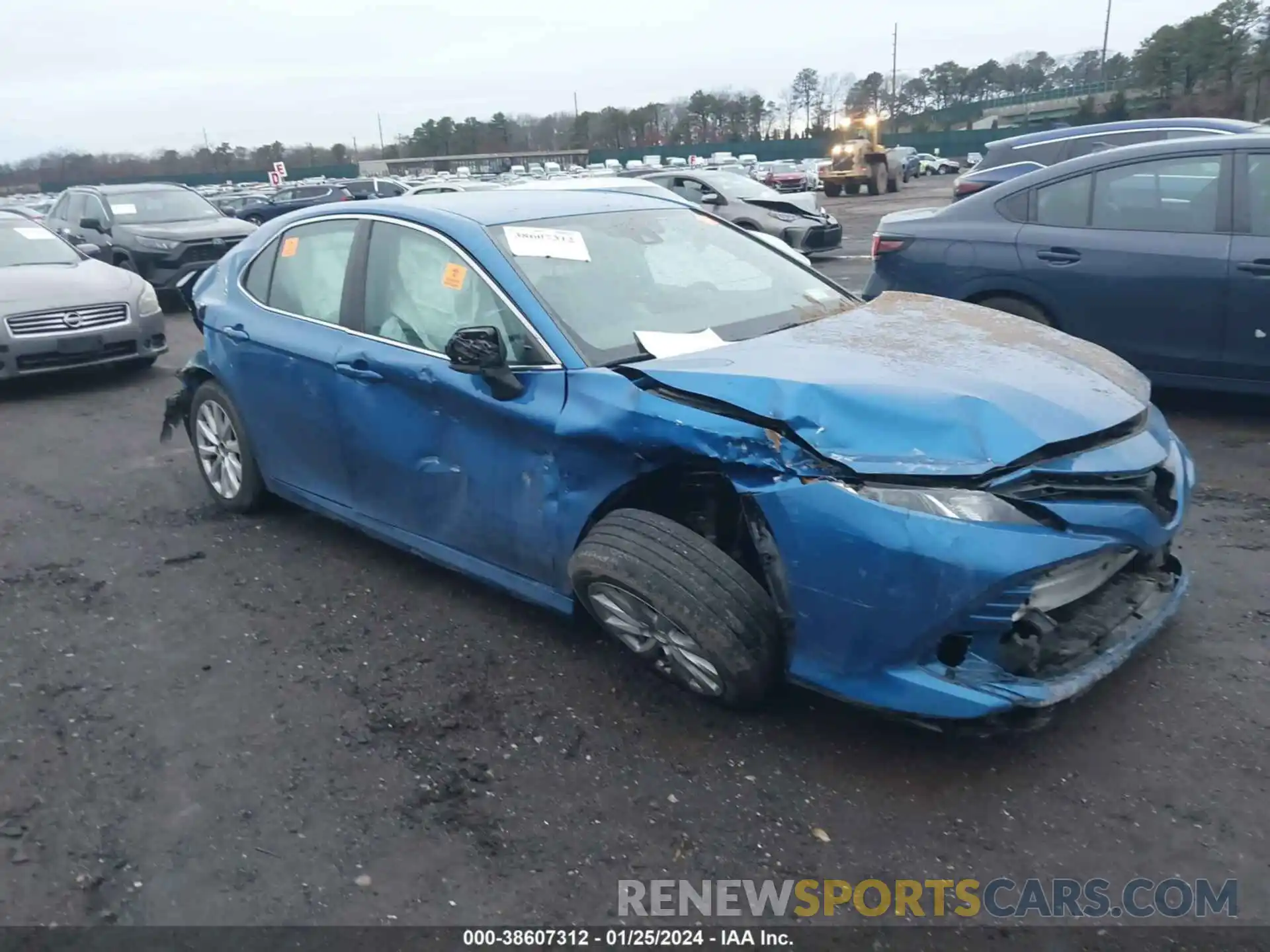 1 Photograph of a damaged car 4T1B11HK6KU284095 TOYOTA CAMRY 2019