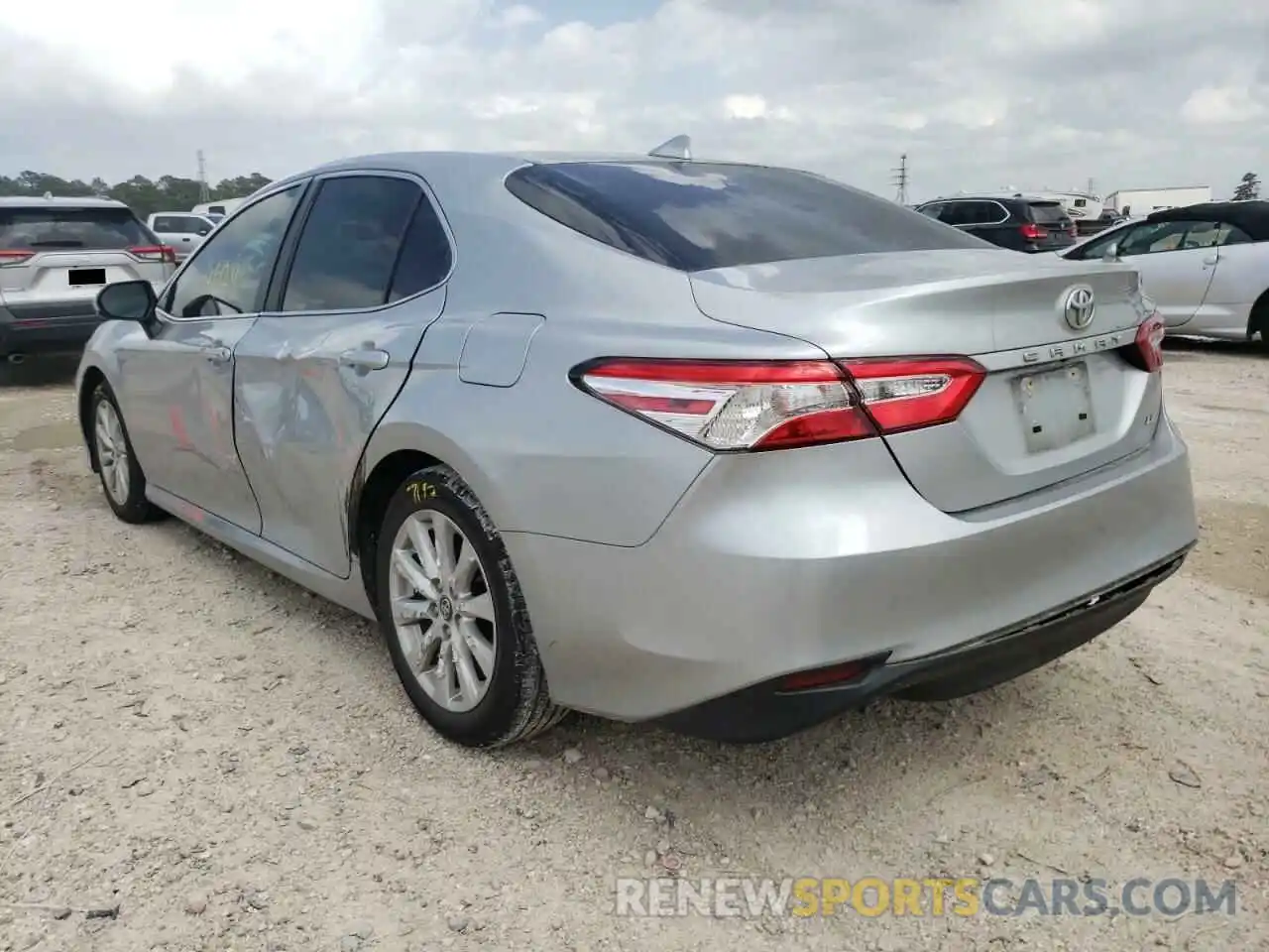 3 Photograph of a damaged car 4T1B11HK6KU284551 TOYOTA CAMRY 2019