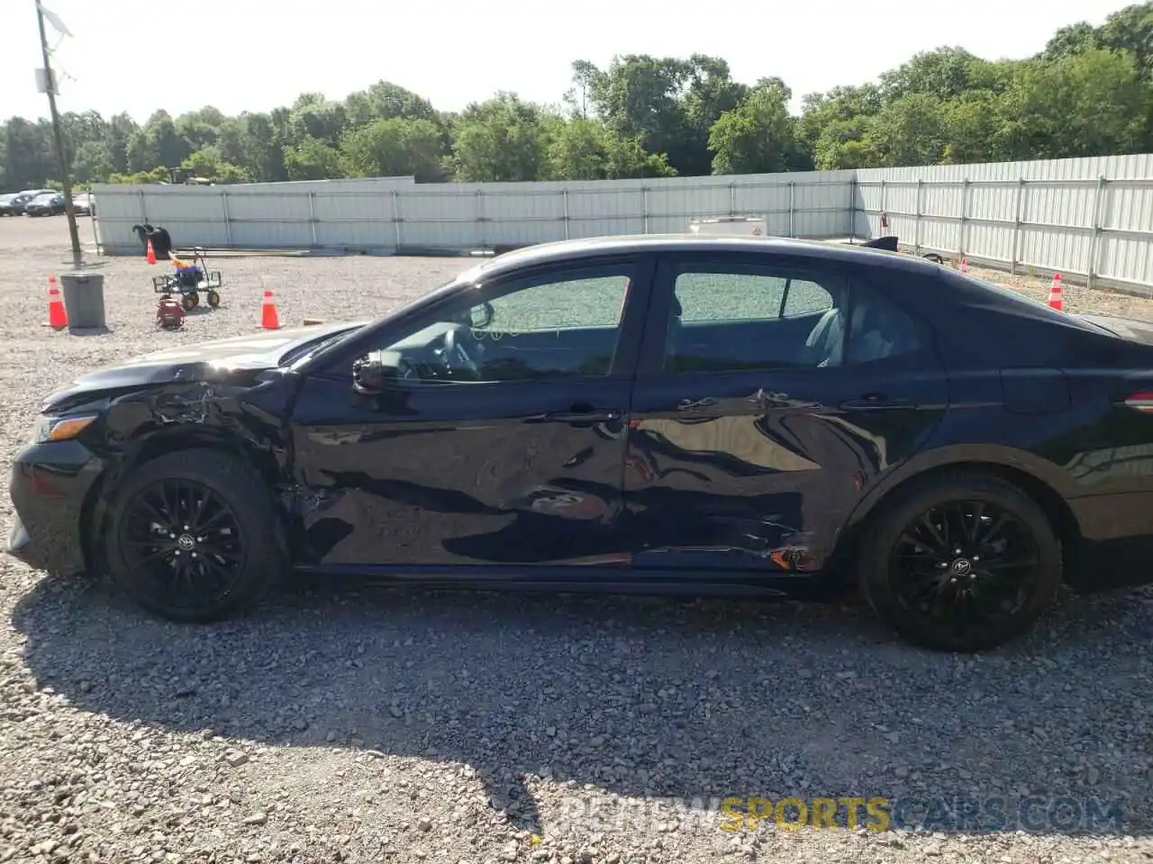 9 Photograph of a damaged car 4T1B11HK6KU284758 TOYOTA CAMRY 2019