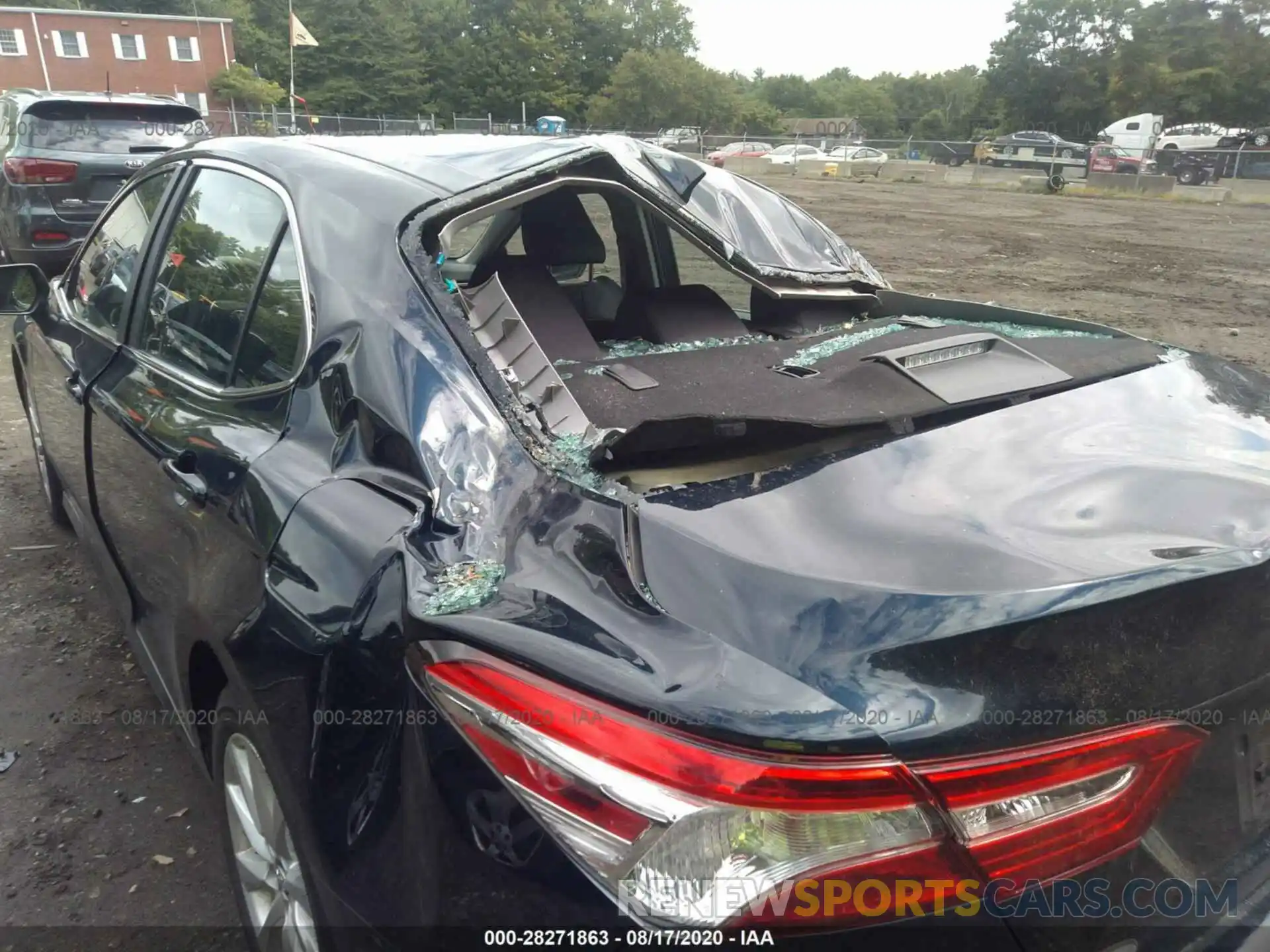 6 Photograph of a damaged car 4T1B11HK6KU286235 TOYOTA CAMRY 2019